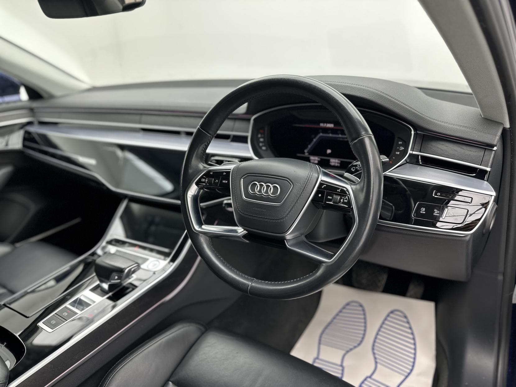 Audi A8 3.0 TDI V6 50 Saloon 4dr Diesel Tiptronic quattro Euro 6 (s/s) (286 ps)