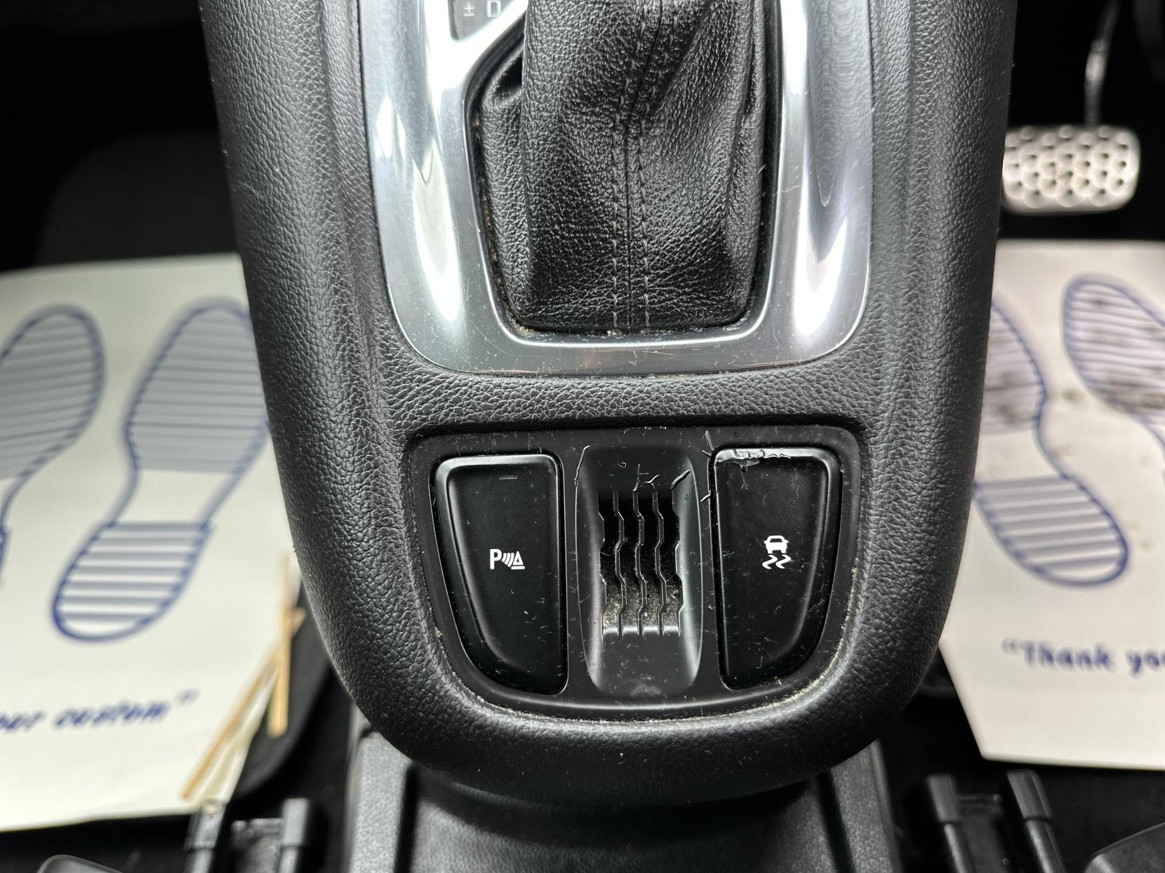 Vauxhall Zafira Tourer 1.4i Turbo SRi MPV 5dr Petrol Auto Euro 6 (140 ps)