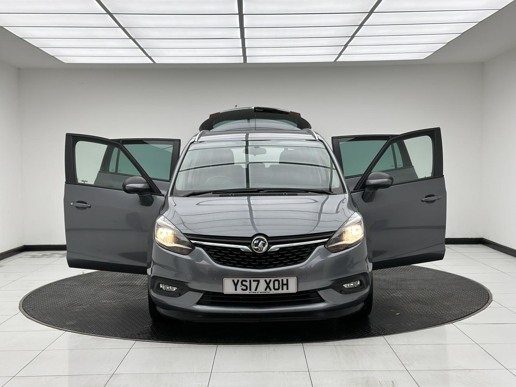 Vauxhall Zafira Tourer 1.4i Turbo SRi MPV 5dr Petrol Auto Euro 6 (140 ps)