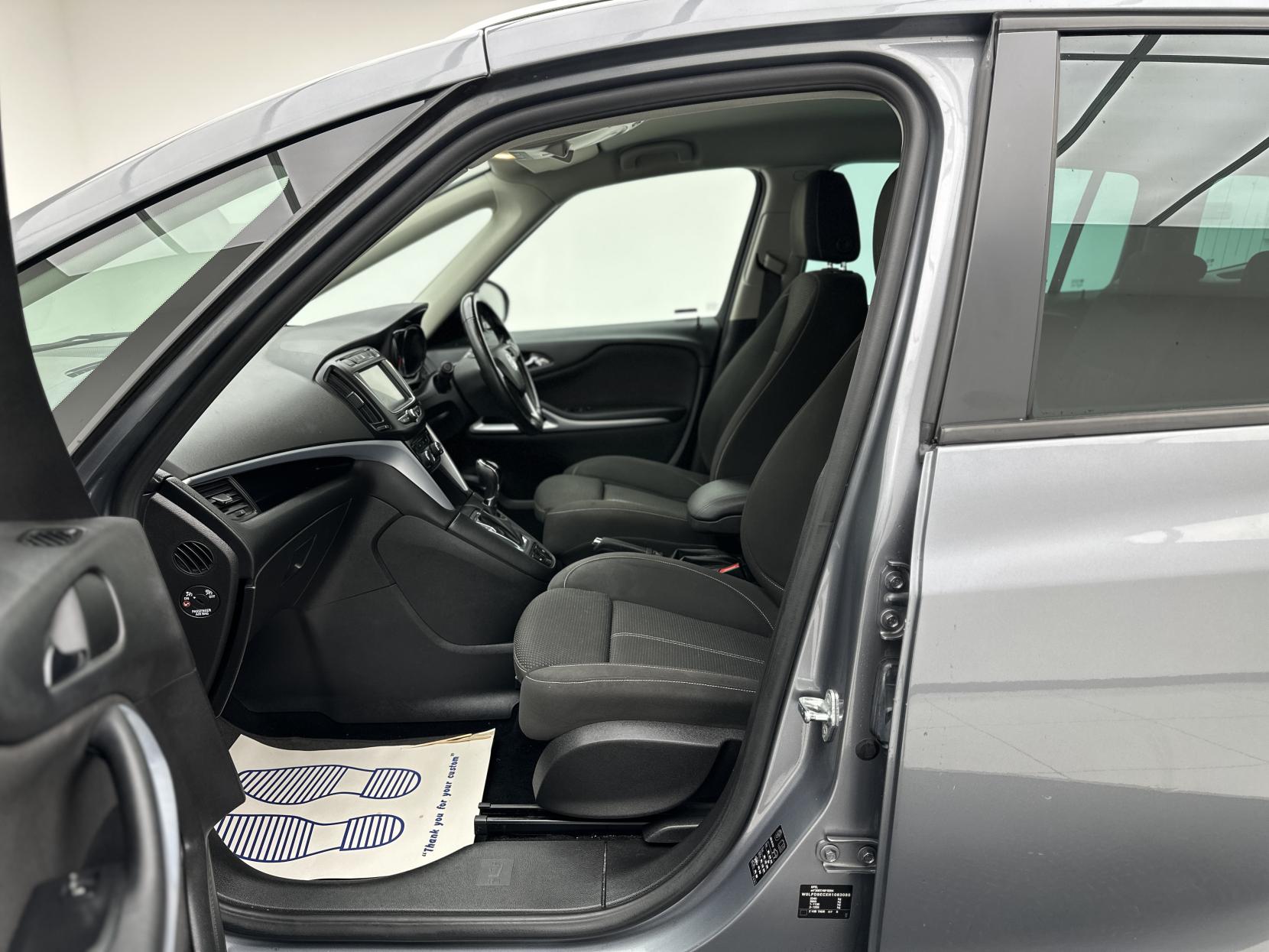 Vauxhall Zafira Tourer 1.4i Turbo SRi MPV 5dr Petrol Auto Euro 6 (140 ps)