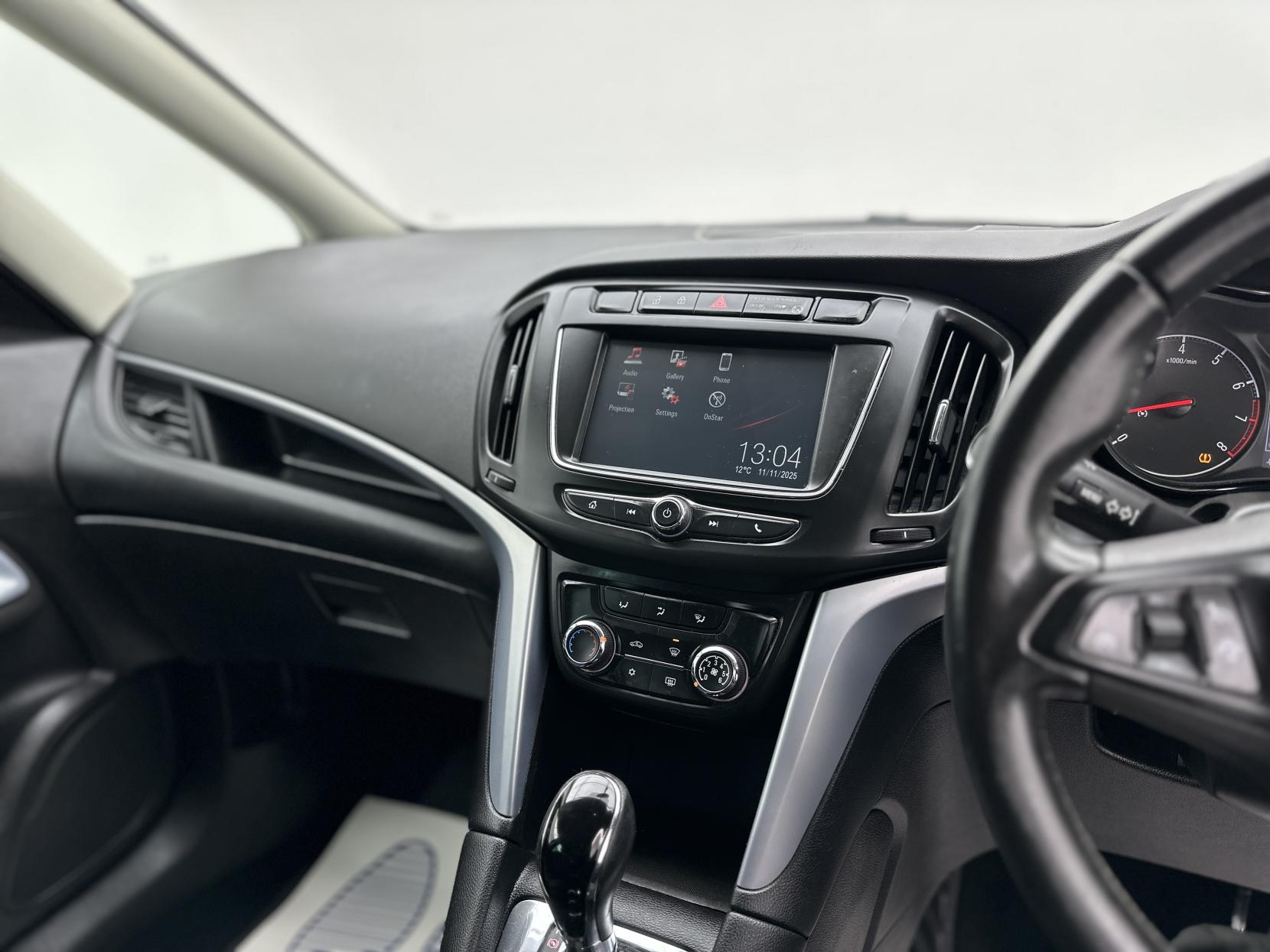 Vauxhall Zafira Tourer 1.4i Turbo SRi MPV 5dr Petrol Auto Euro 6 (140 ps)