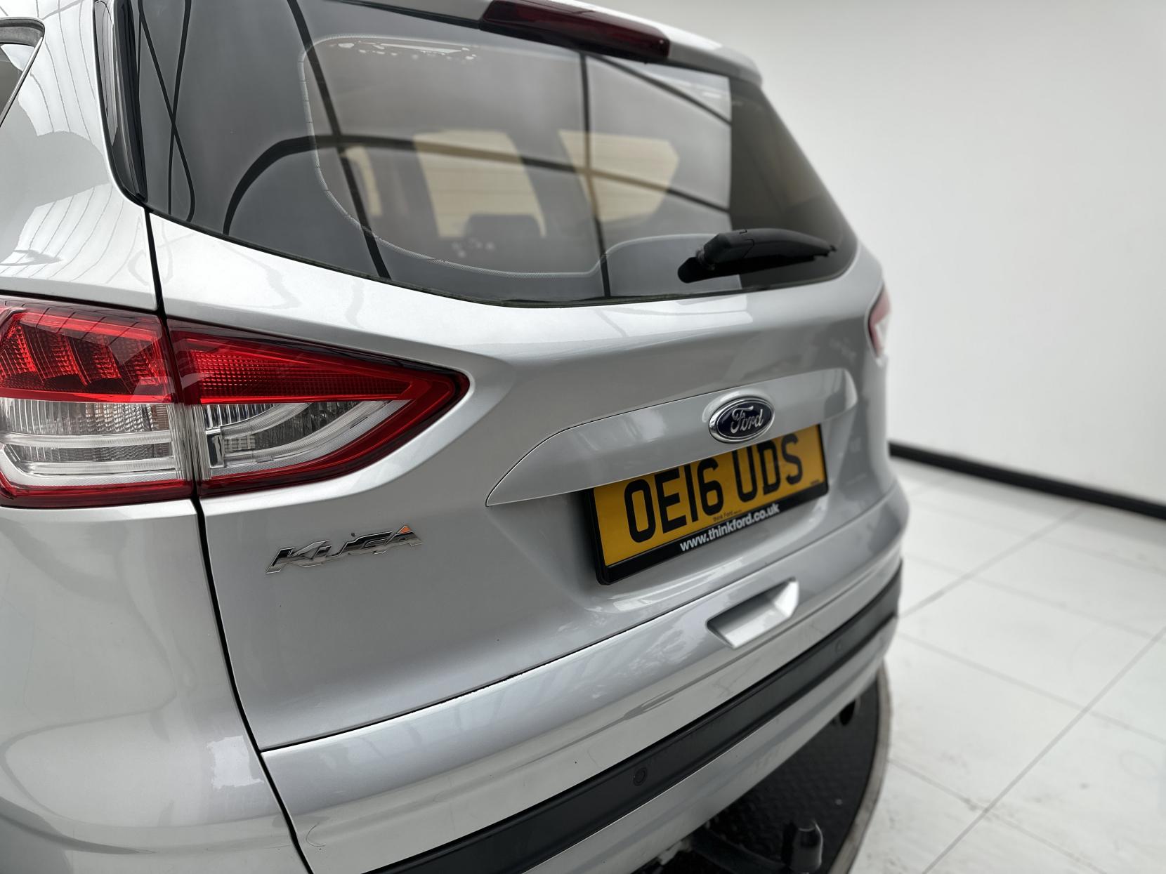Ford Kuga 2.0 TDCi Titanium X SUV 5dr Diesel Powershift AWD Euro 5 (163 ps)