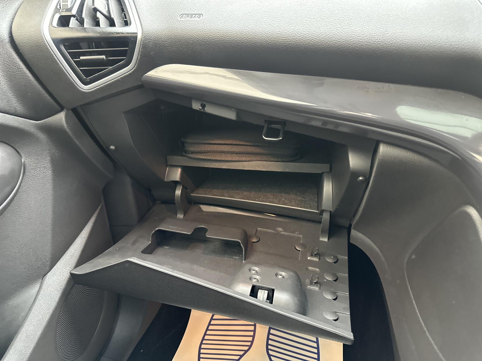 Ford Kuga 2.0 TDCi Titanium X SUV 5dr Diesel Powershift AWD Euro 5 (163 ps)