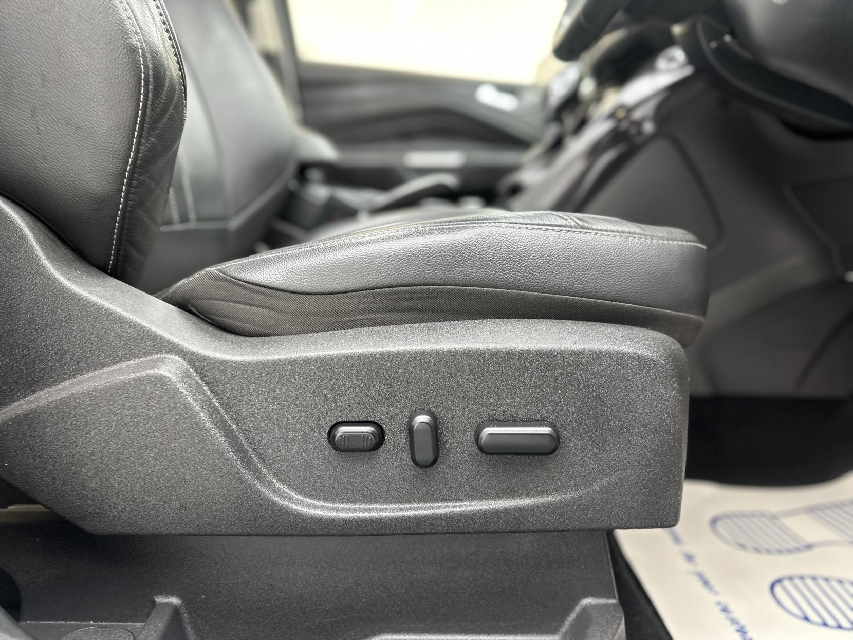 Ford Kuga 2.0 TDCi Titanium X SUV 5dr Diesel Powershift AWD Euro 5 (163 ps)