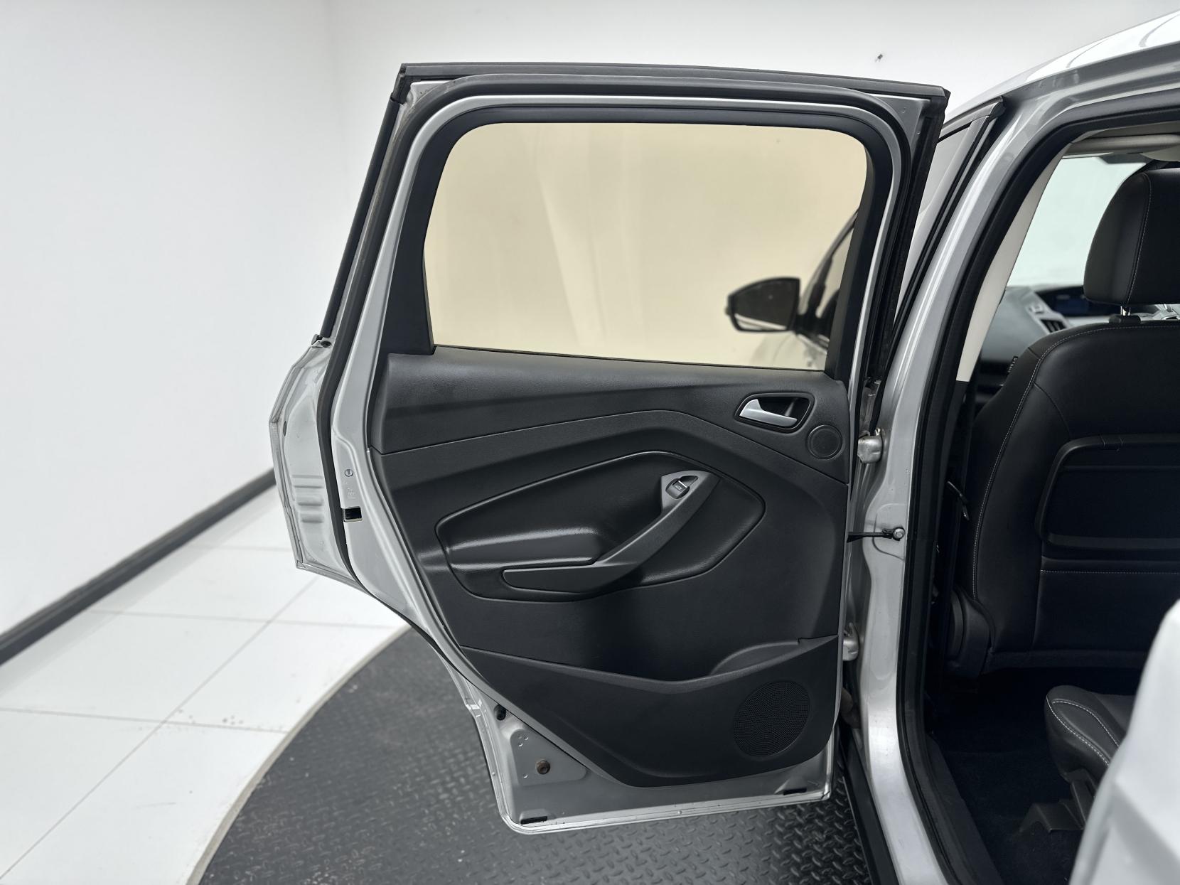 Ford Kuga 2.0 TDCi Titanium X SUV 5dr Diesel Powershift AWD Euro 5 (163 ps)