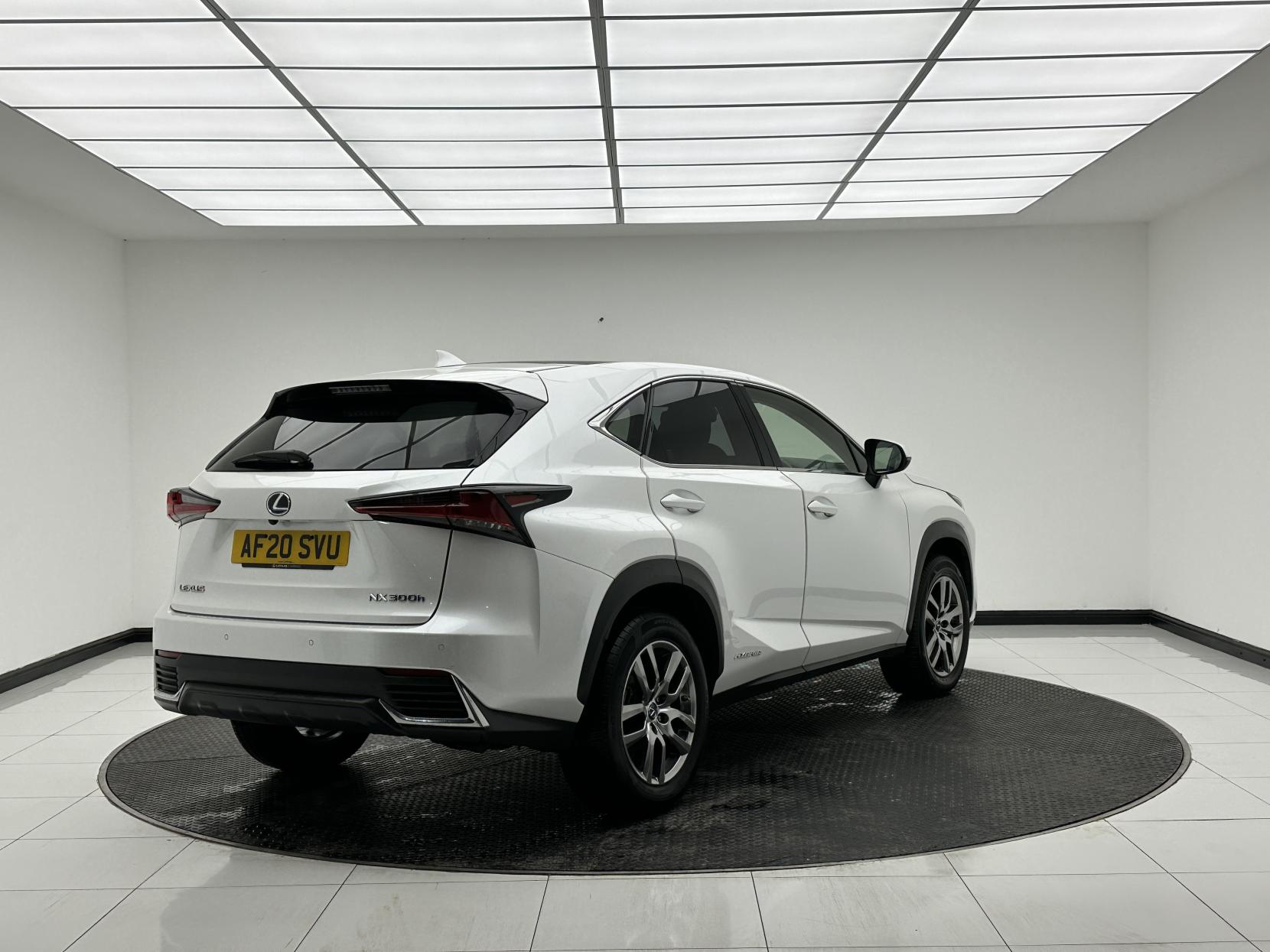 Lexus NX 2.5 300h GPF SUV 5dr Petrol Hybrid E-CVT 4WD Euro 6 (s/s) (197 ps)