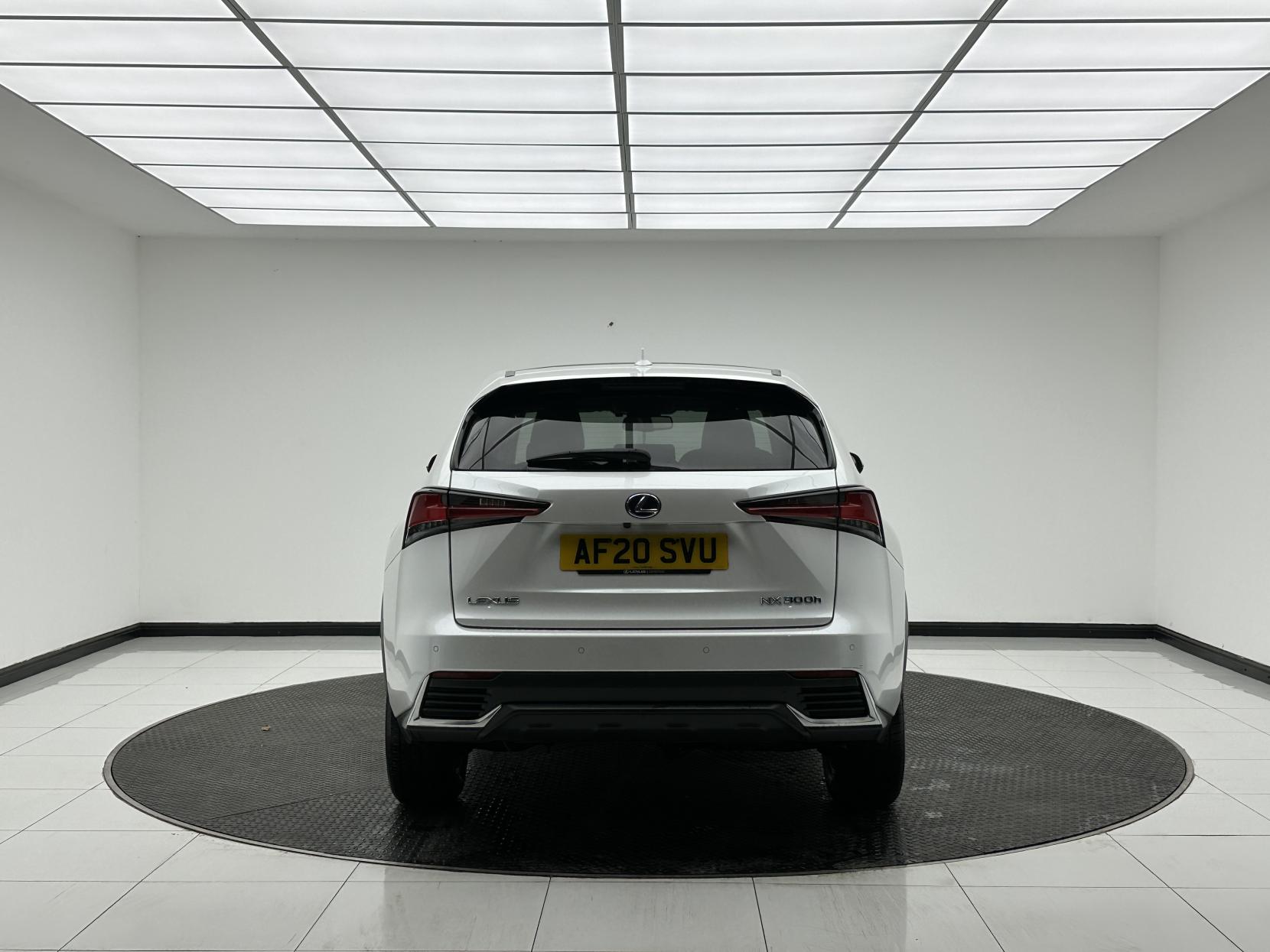 Lexus NX 2.5 300h GPF SUV 5dr Petrol Hybrid E-CVT 4WD Euro 6 (s/s) (197 ps)