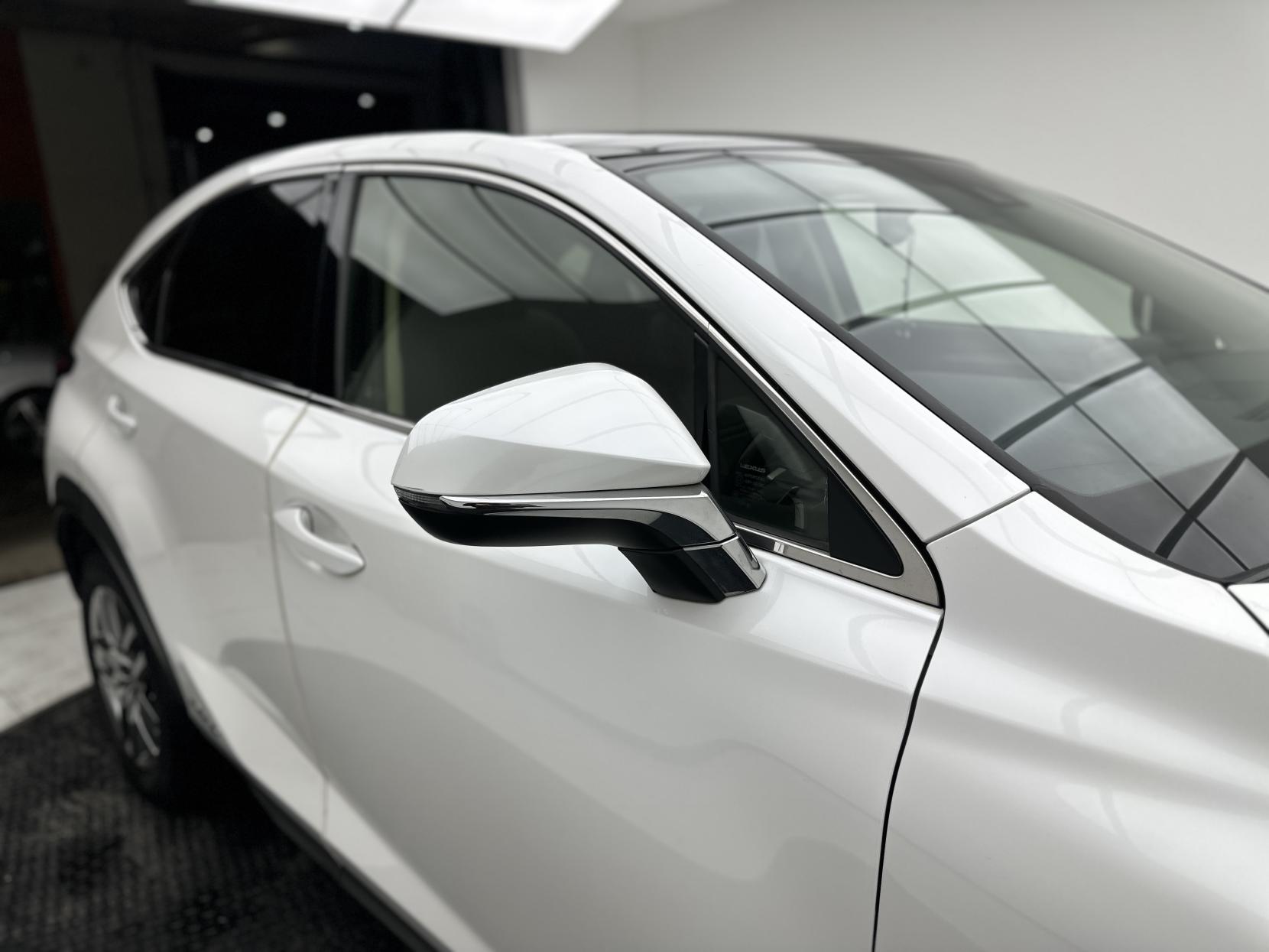 Lexus NX 2.5 300h GPF SUV 5dr Petrol Hybrid E-CVT 4WD Euro 6 (s/s) (197 ps)