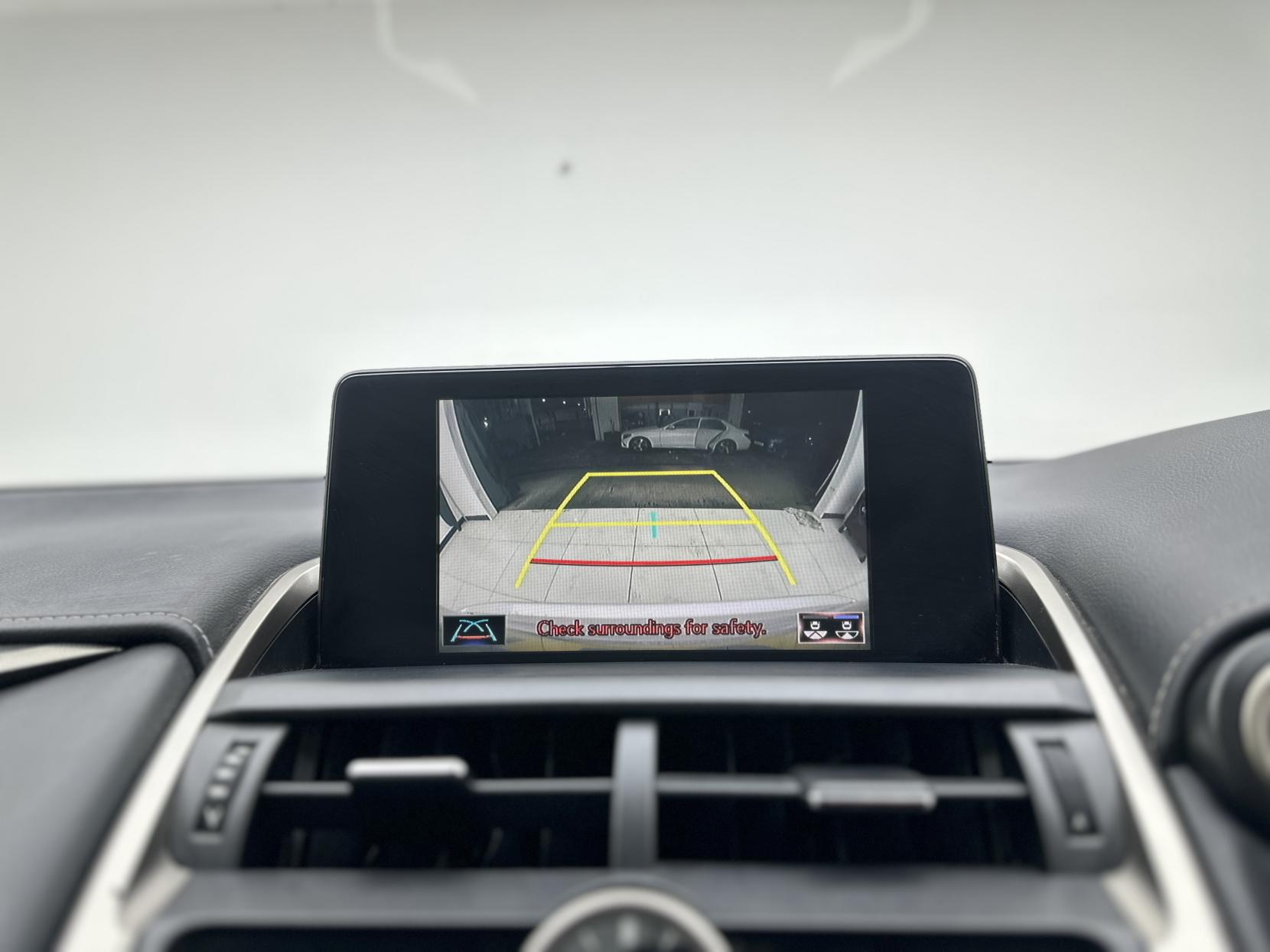 Lexus NX 2.5 300h GPF SUV 5dr Petrol Hybrid E-CVT 4WD Euro 6 (s/s) (197 ps)