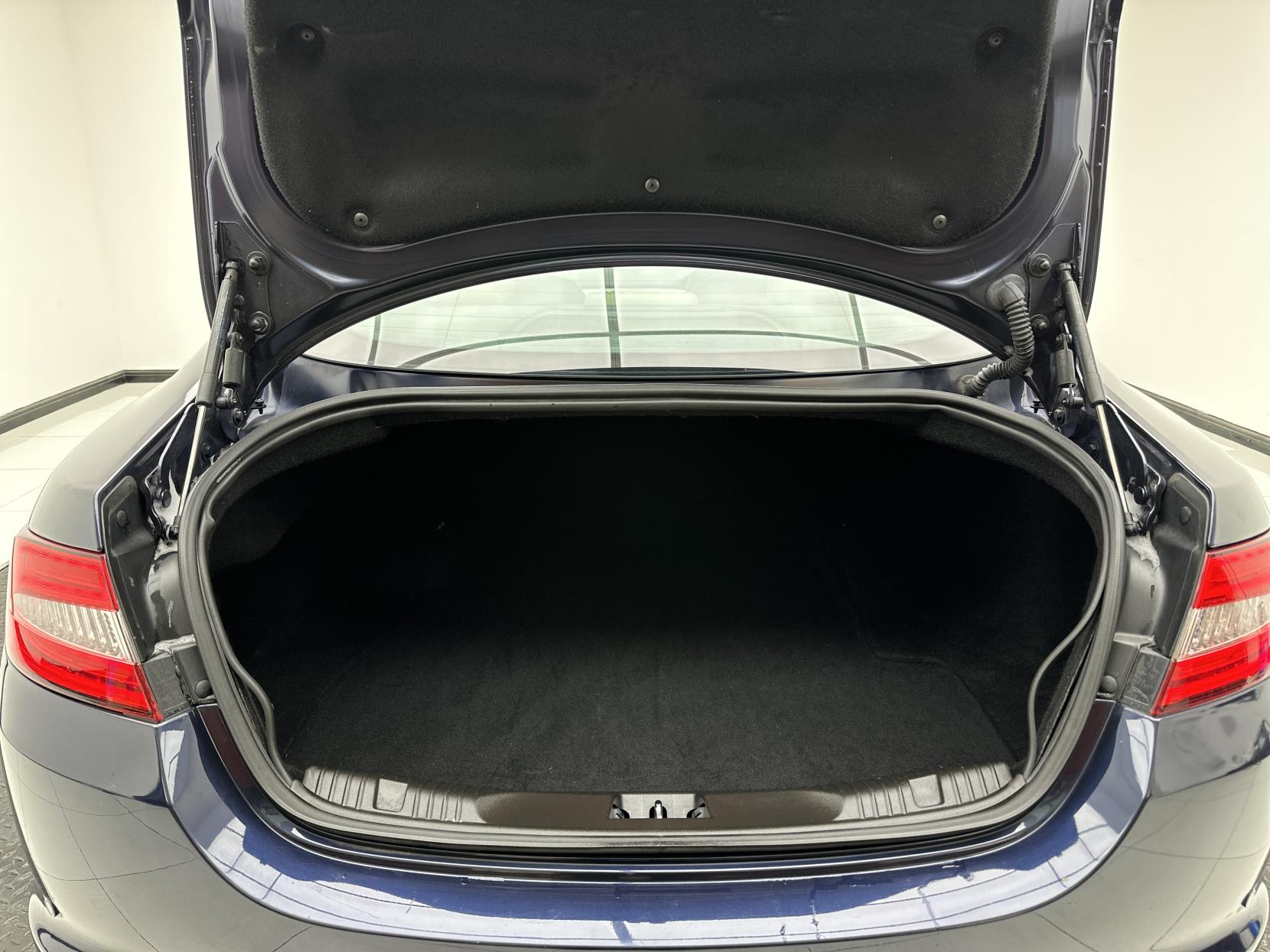 Jaguar XF 2.2d Luxury Saloon 4dr Diesel Auto Euro 5 (s/s) (163 ps)