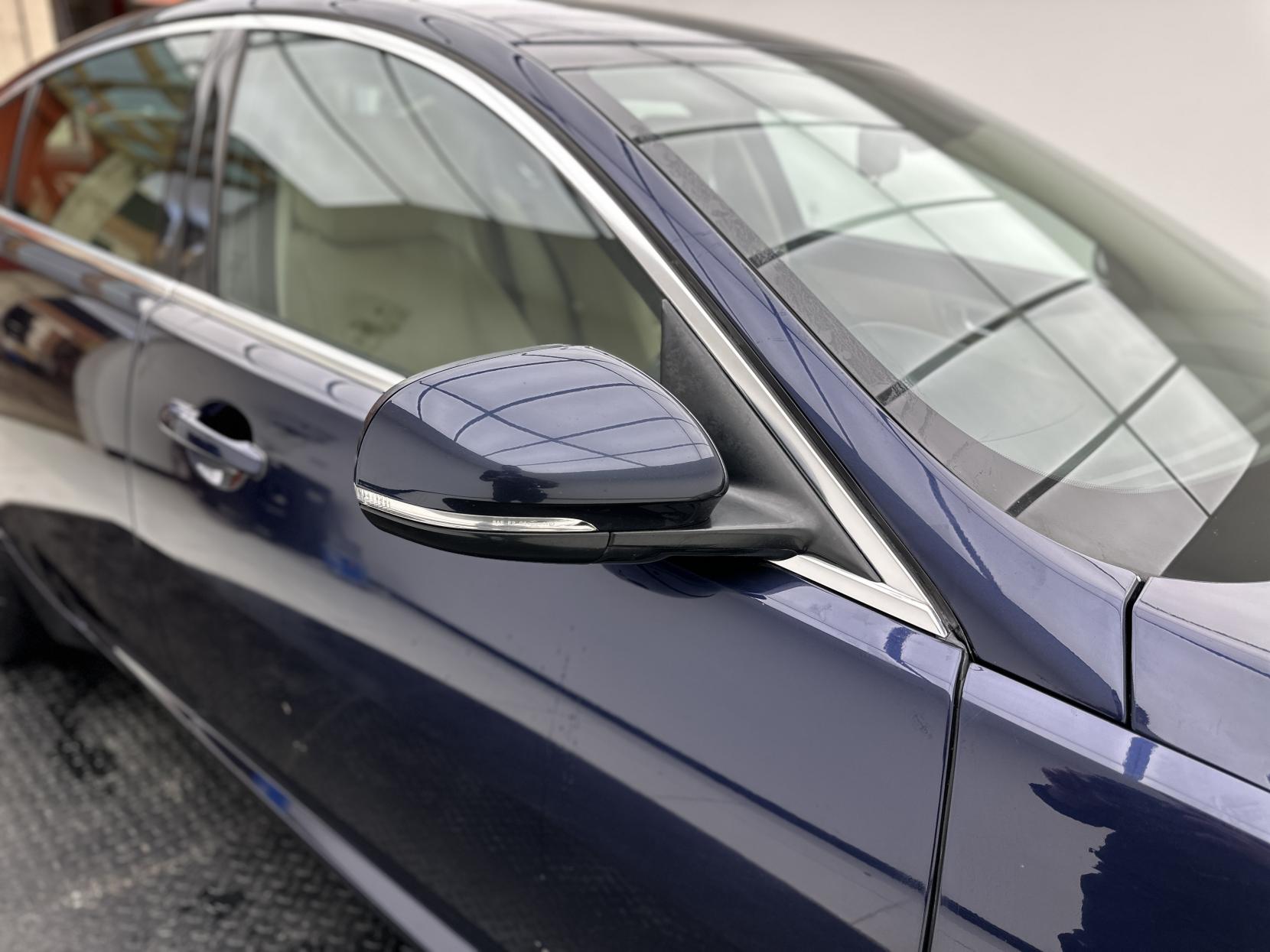 Jaguar XF 2.2d Luxury Saloon 4dr Diesel Auto Euro 5 (s/s) (163 ps)