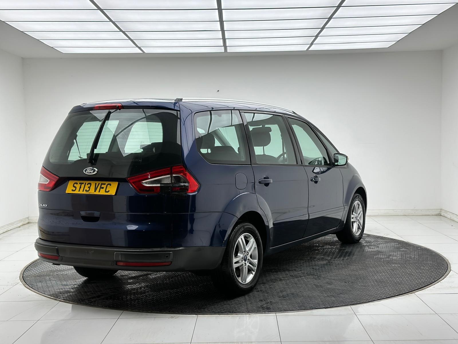 Ford Galaxy 2.0 TDCi Zetec MPV 5dr Diesel Powershift Euro 5 (140 ps)