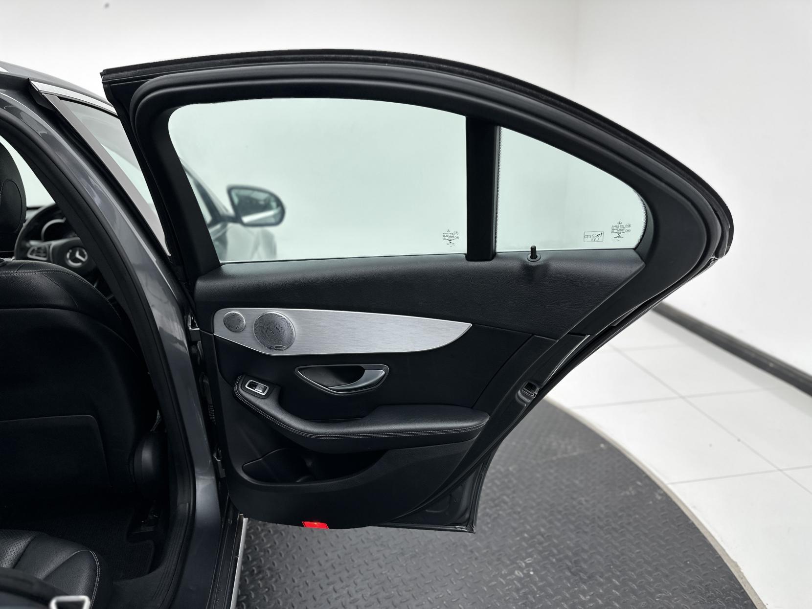 Mercedes-Benz C Class 2.1 C220d Sport (Premium Plus) Saloon 4dr Diesel G-Tronic+ Euro 6 (s/s) (170 ps)