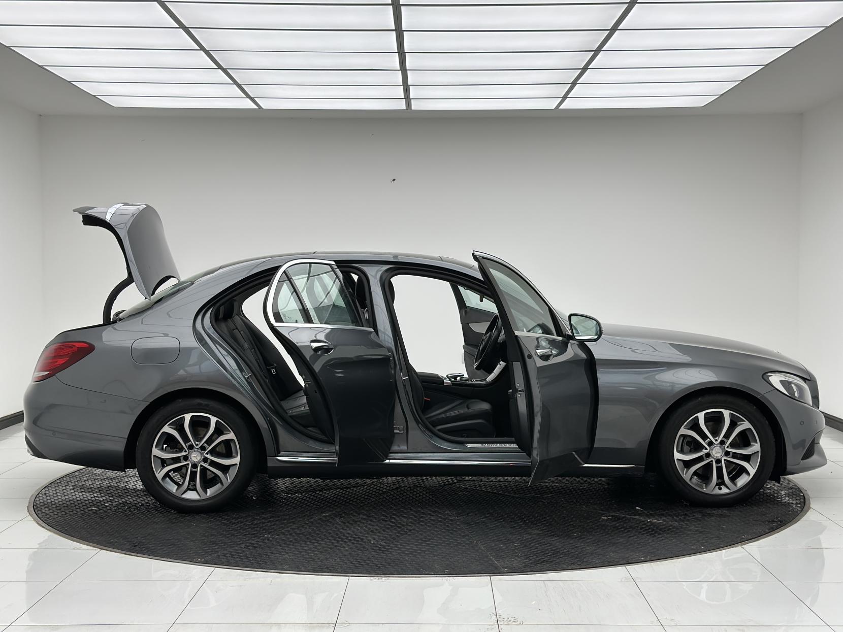 Mercedes-Benz C Class 2.1 C220d Sport (Premium Plus) Saloon 4dr Diesel G-Tronic+ Euro 6 (s/s) (170 ps)