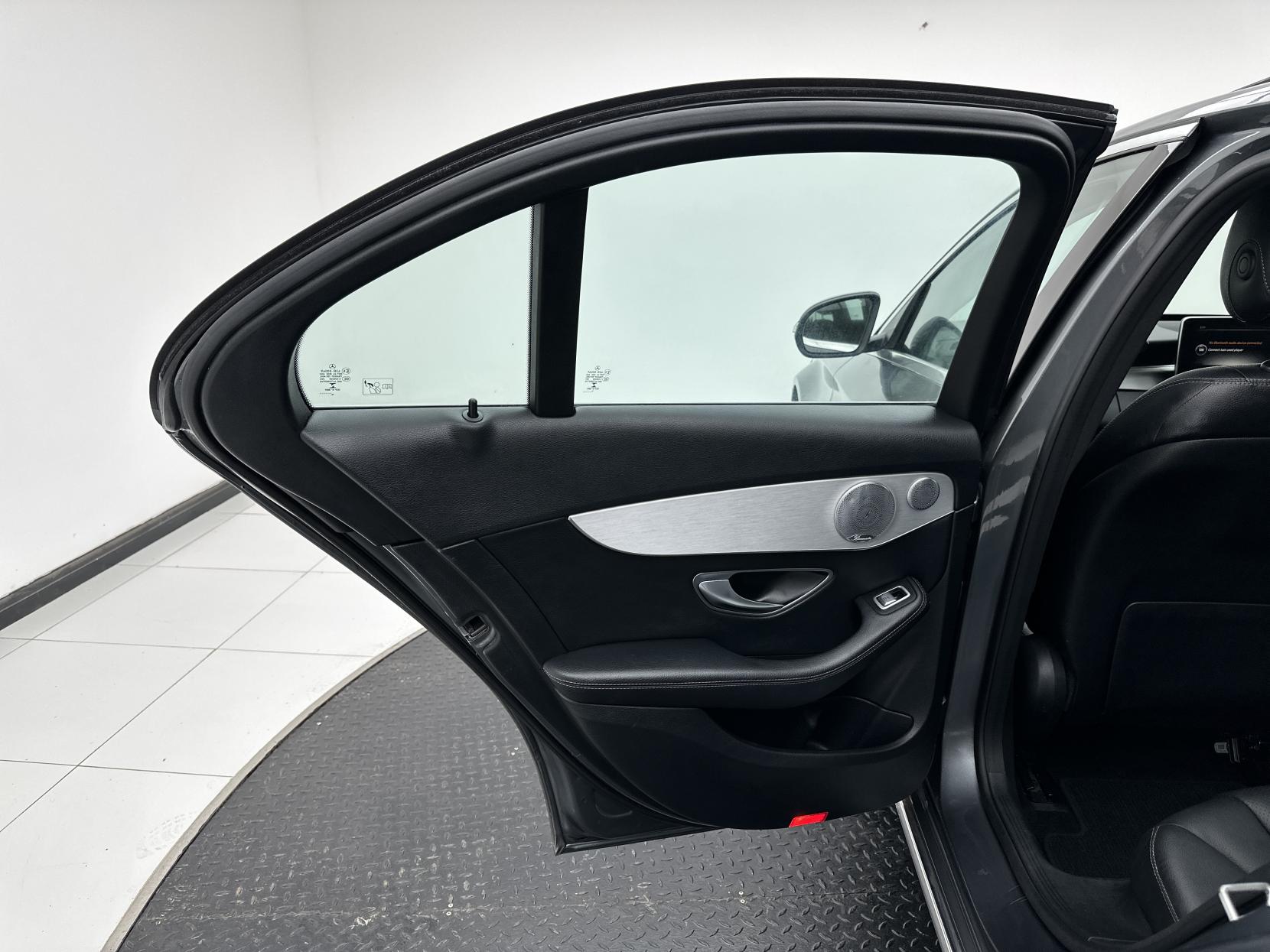 Mercedes-Benz C Class 2.1 C220d Sport (Premium Plus) Saloon 4dr Diesel G-Tronic+ Euro 6 (s/s) (170 ps)