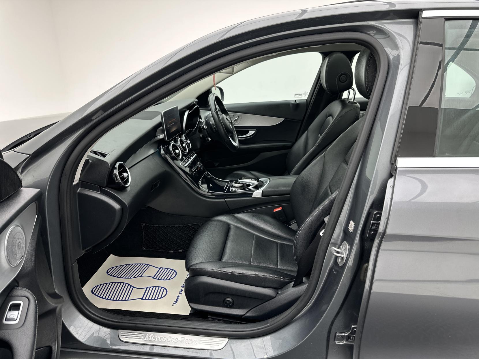 Mercedes-Benz C Class 2.1 C220d Sport (Premium Plus) Saloon 4dr Diesel G-Tronic+ Euro 6 (s/s) (170 ps)