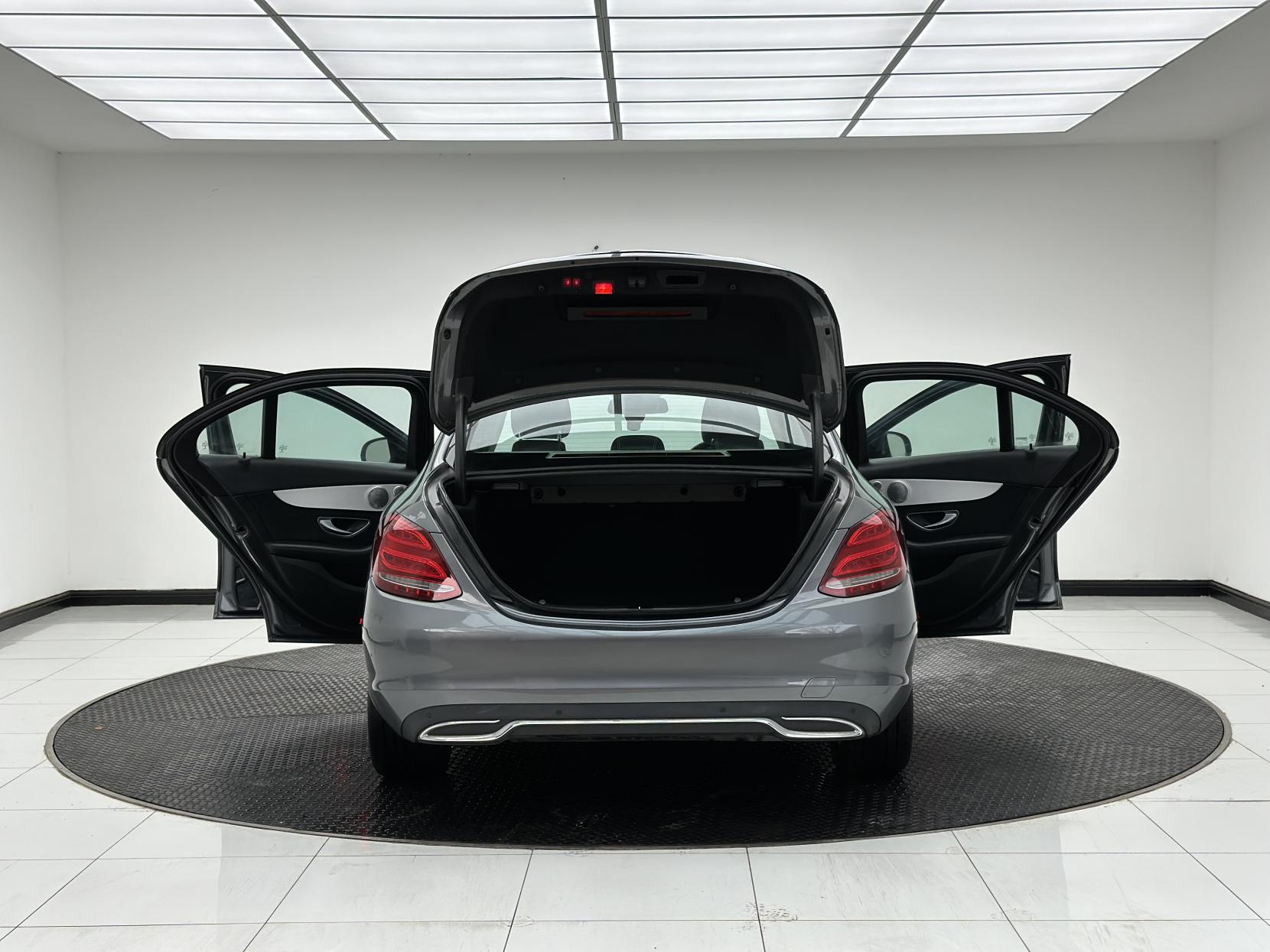 Mercedes-Benz C Class 2.1 C220d Sport (Premium Plus) Saloon 4dr Diesel G-Tronic+ Euro 6 (s/s) (170 ps)