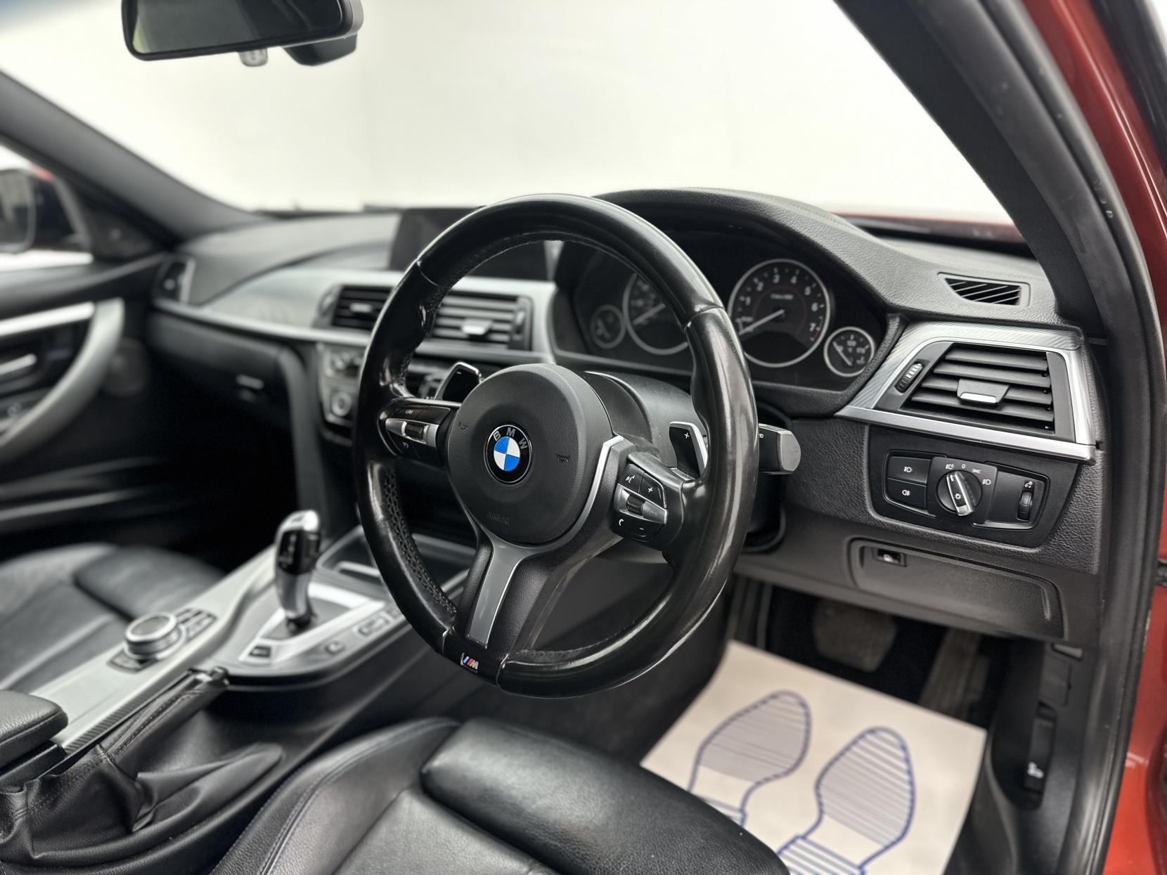 BMW 3 Series 2.0 330e 7.6kWh M Sport Saloon 4dr Petrol Plug-in Hybrid Auto Euro 6 (s/s) (252 ps)