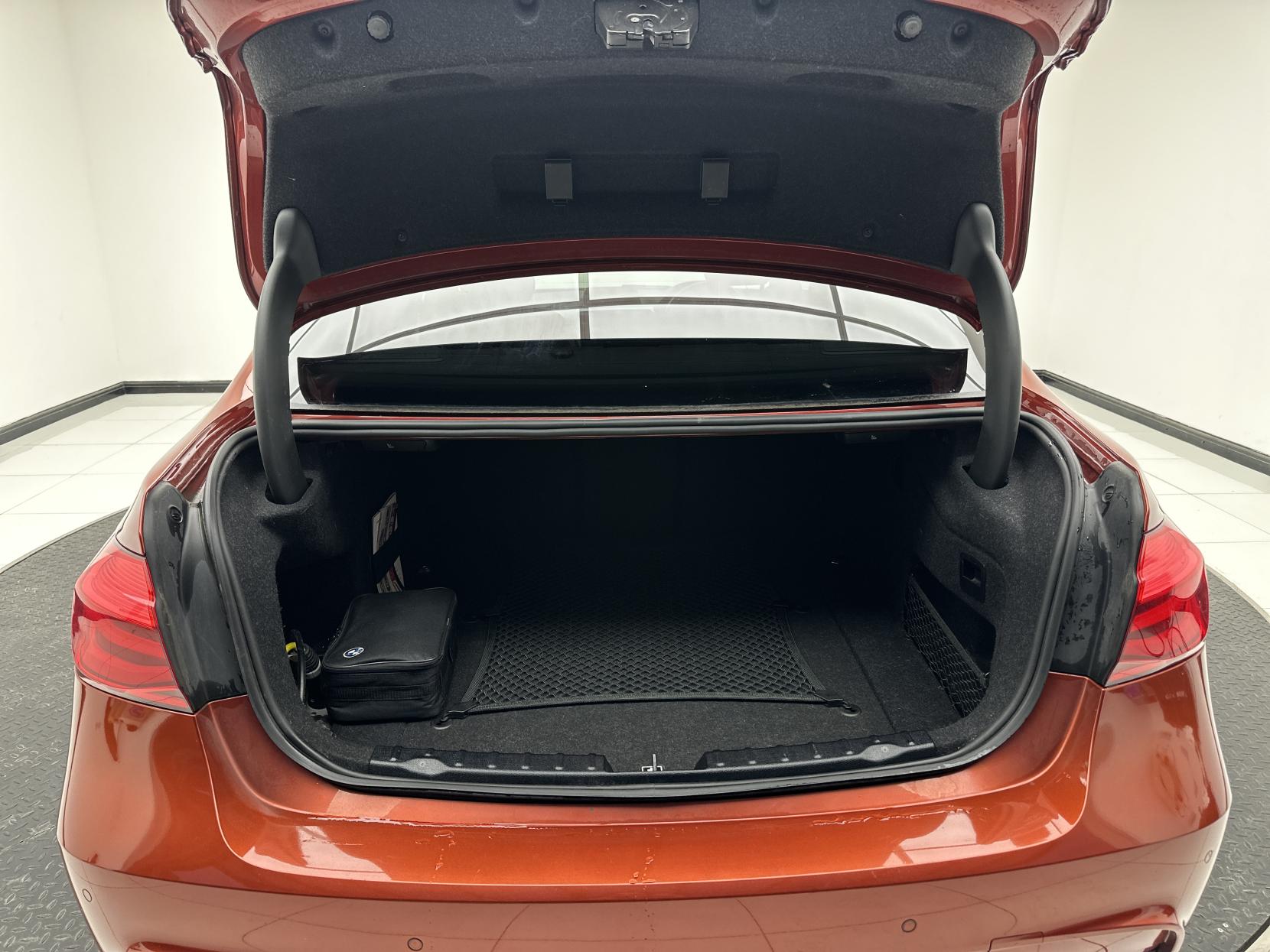 BMW 3 Series 2.0 330e 7.6kWh M Sport Saloon 4dr Petrol Plug-in Hybrid Auto Euro 6 (s/s) (252 ps)