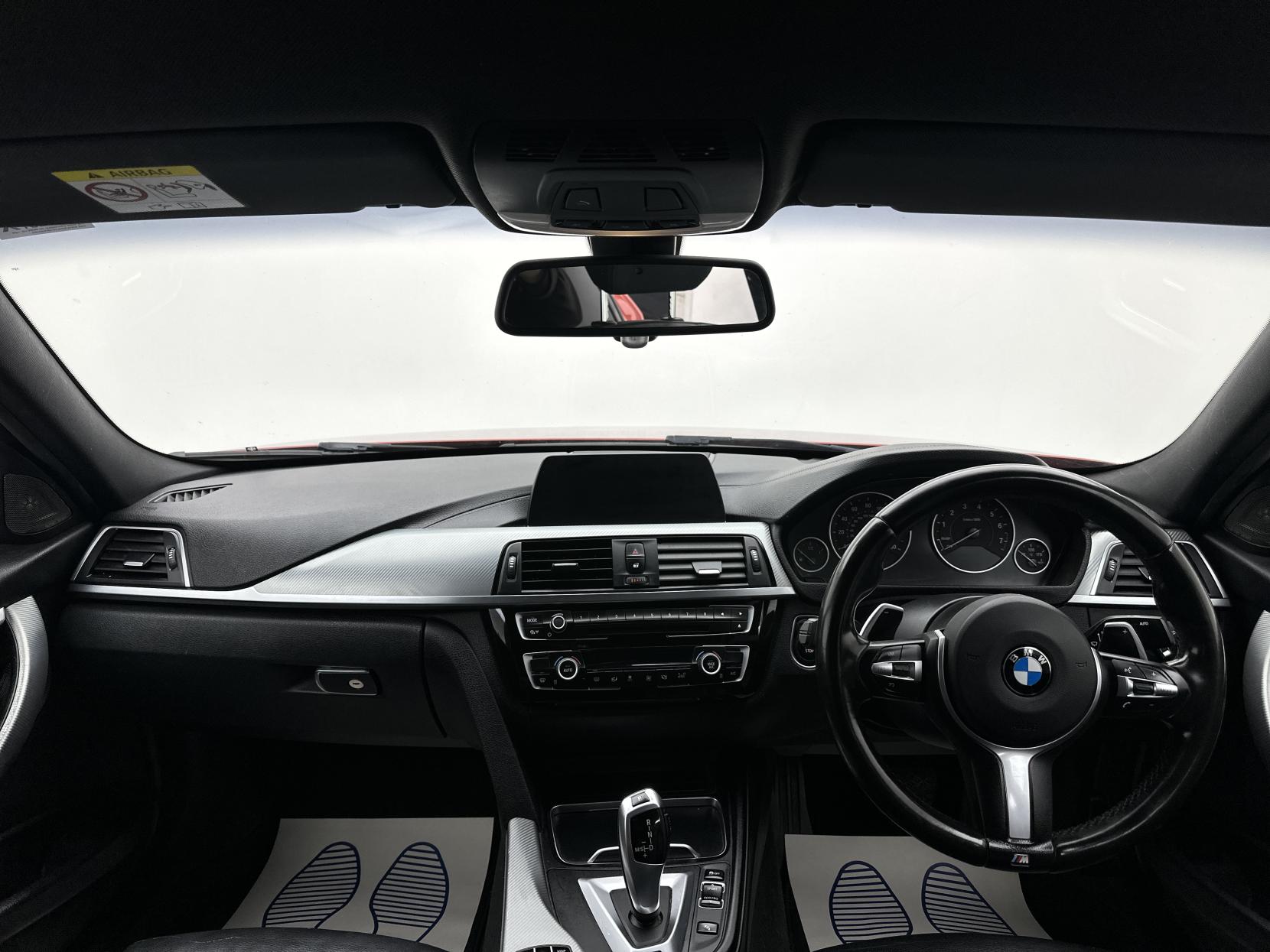 BMW 3 Series 2.0 330e 7.6kWh M Sport Saloon 4dr Petrol Plug-in Hybrid Auto Euro 6 (s/s) (252 ps)