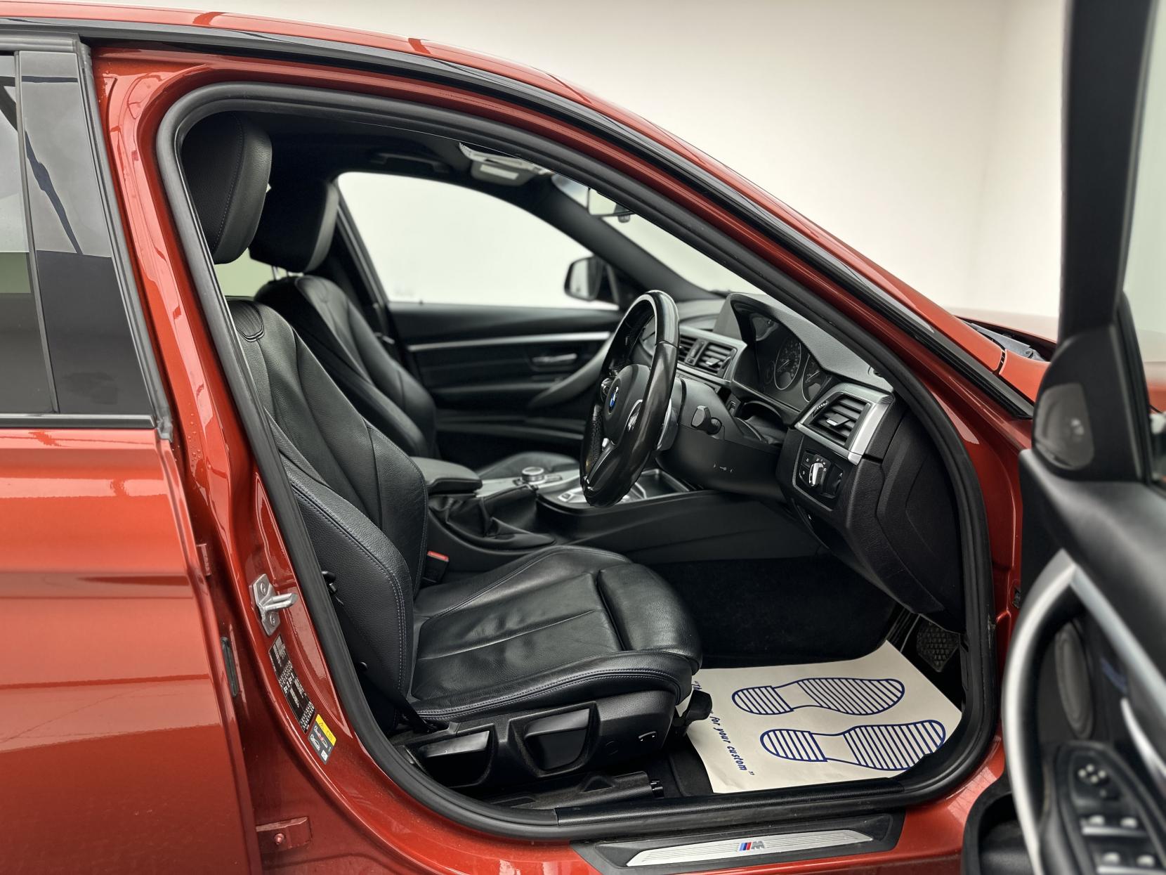 BMW 3 Series 2.0 330e 7.6kWh M Sport Saloon 4dr Petrol Plug-in Hybrid Auto Euro 6 (s/s) (252 ps)