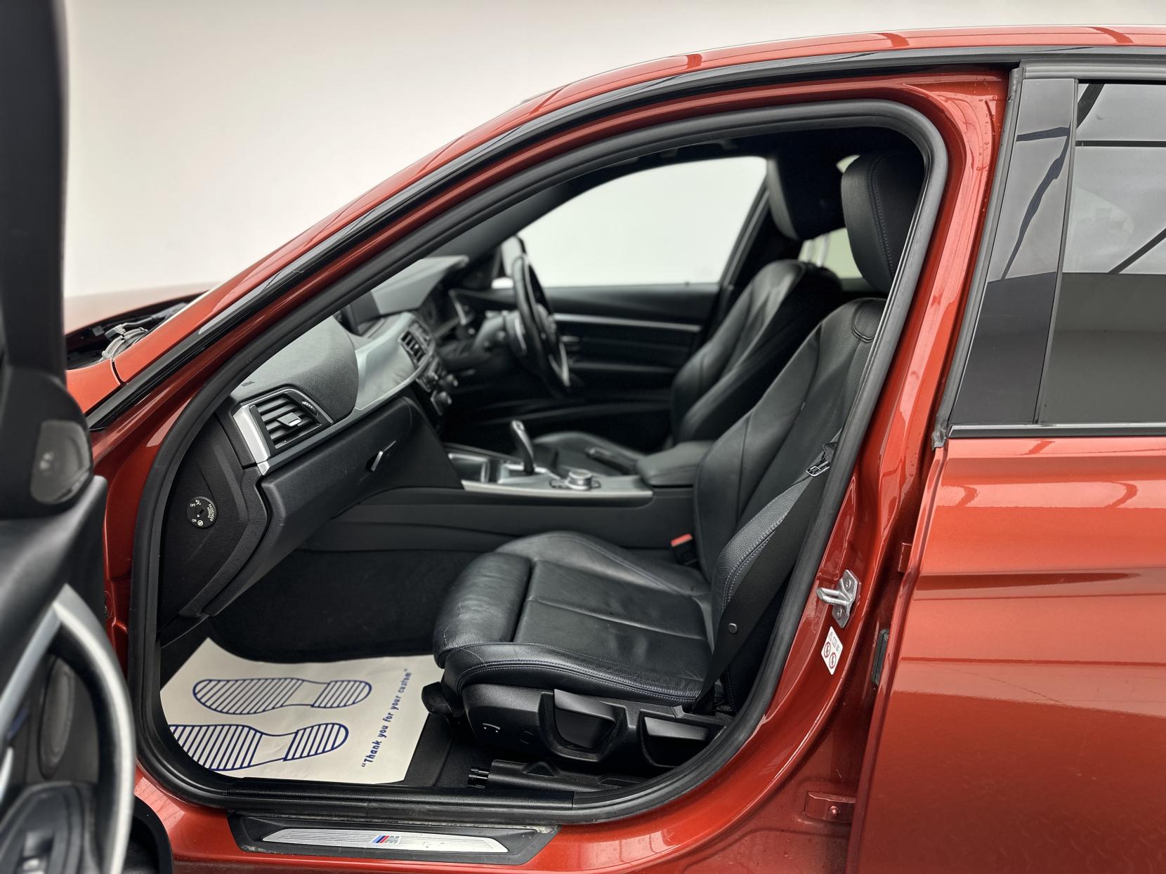 BMW 3 Series 2.0 330e 7.6kWh M Sport Saloon 4dr Petrol Plug-in Hybrid Auto Euro 6 (s/s) (252 ps)