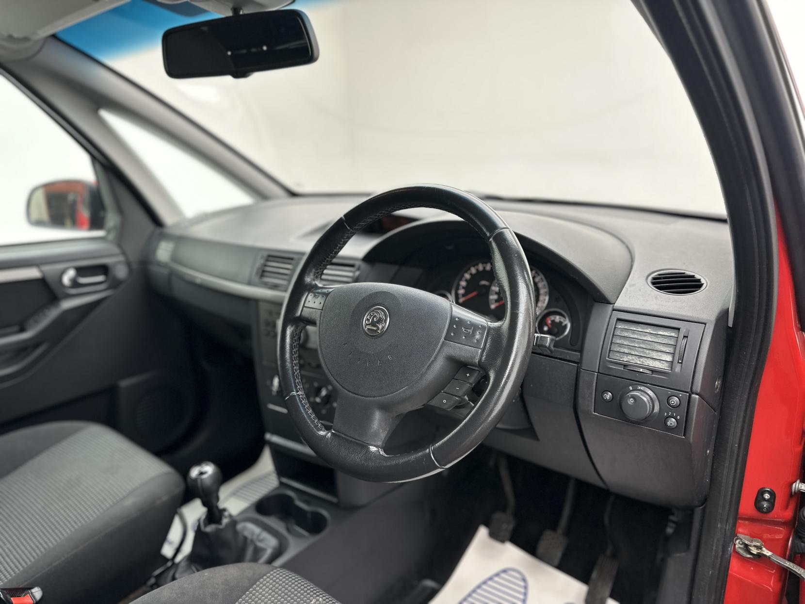 Vauxhall Meriva 1.4i 16v Active MPV 5dr Petrol Manual (148 g/km, 89 bhp)