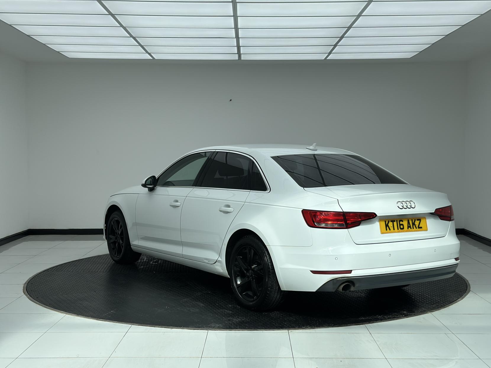 Audi A4 1.4 TFSI Sport Saloon 4dr Petrol Manual Euro 6 (s/s) (150 ps)