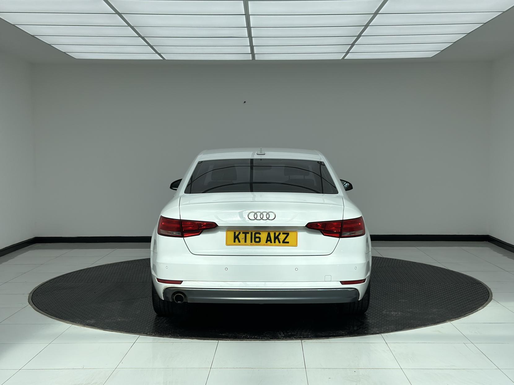 Audi A4 1.4 TFSI Sport Saloon 4dr Petrol Manual Euro 6 (s/s) (150 ps)