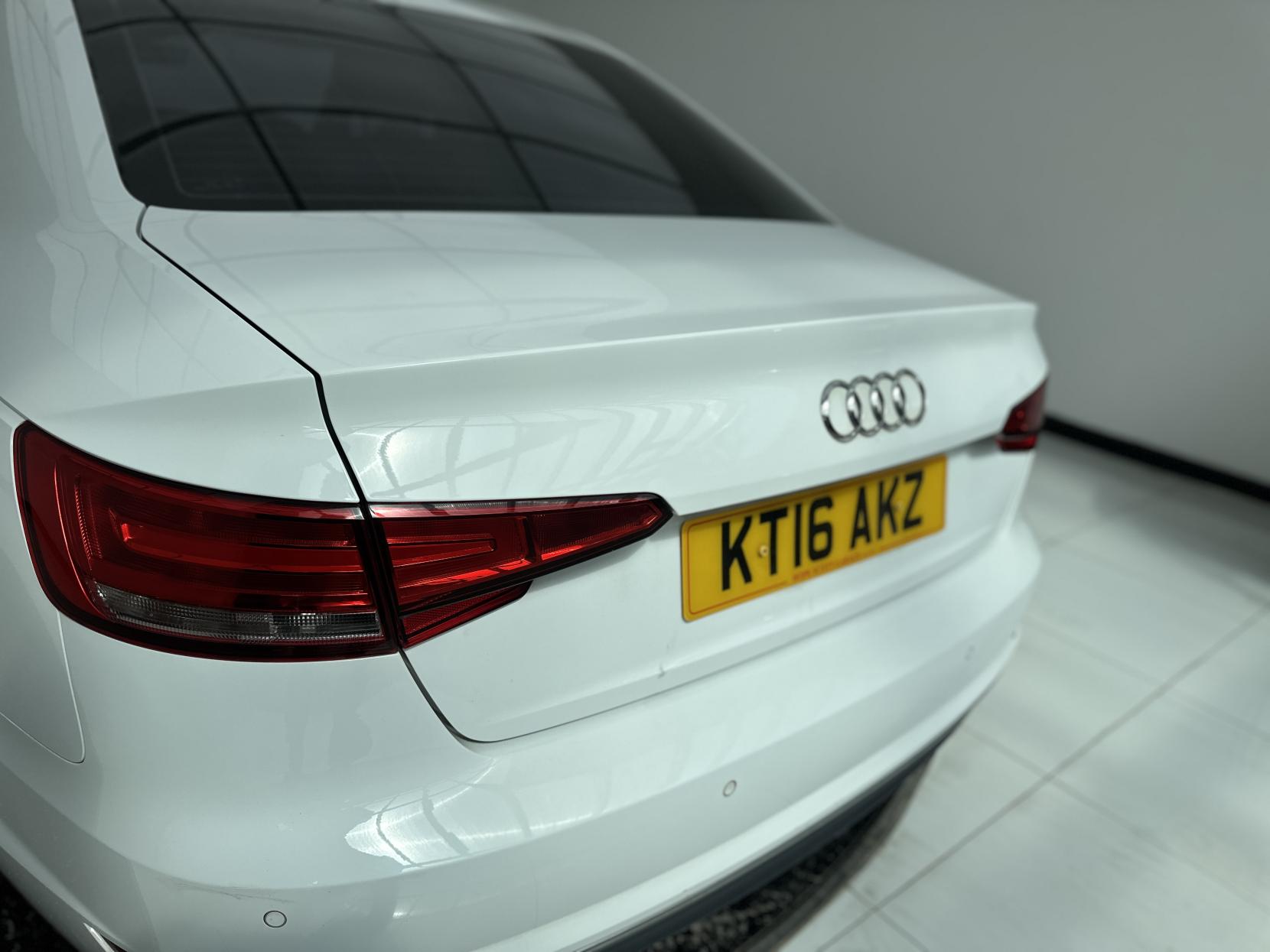 Audi A4 1.4 TFSI Sport Saloon 4dr Petrol Manual Euro 6 (s/s) (150 ps)