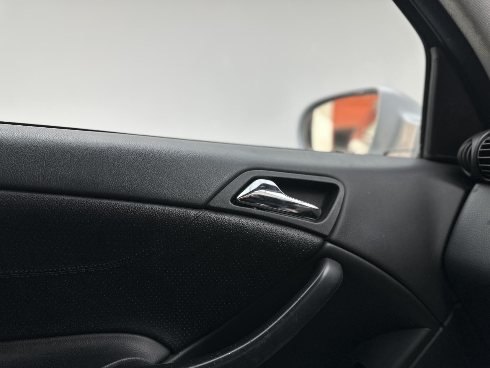 Mercedes-Benz CLC Class 1.8 CLC180K SE Coupe 3dr Petrol Auto Euro 4 (143 ps)