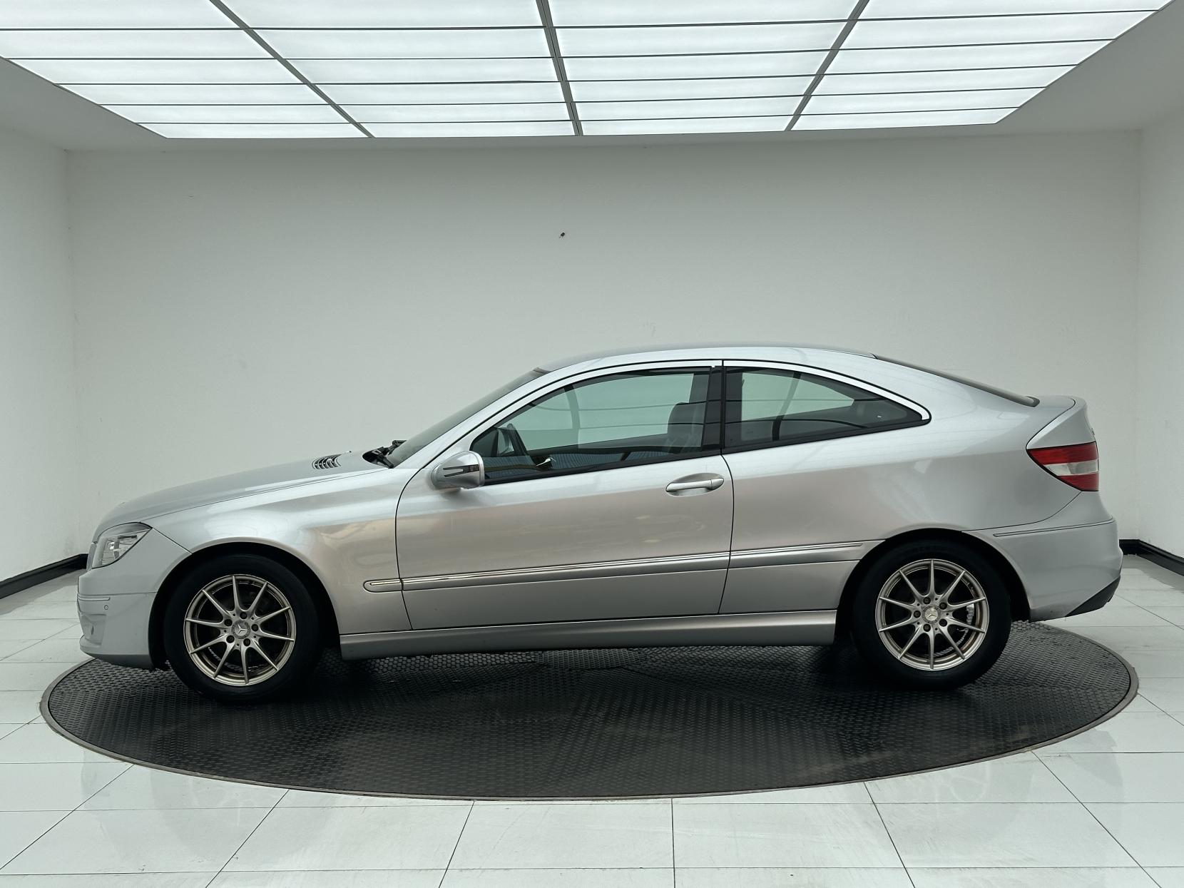 Mercedes-Benz CLC Class 1.8 CLC180K SE Coupe 3dr Petrol Auto Euro 4 (143 ps)