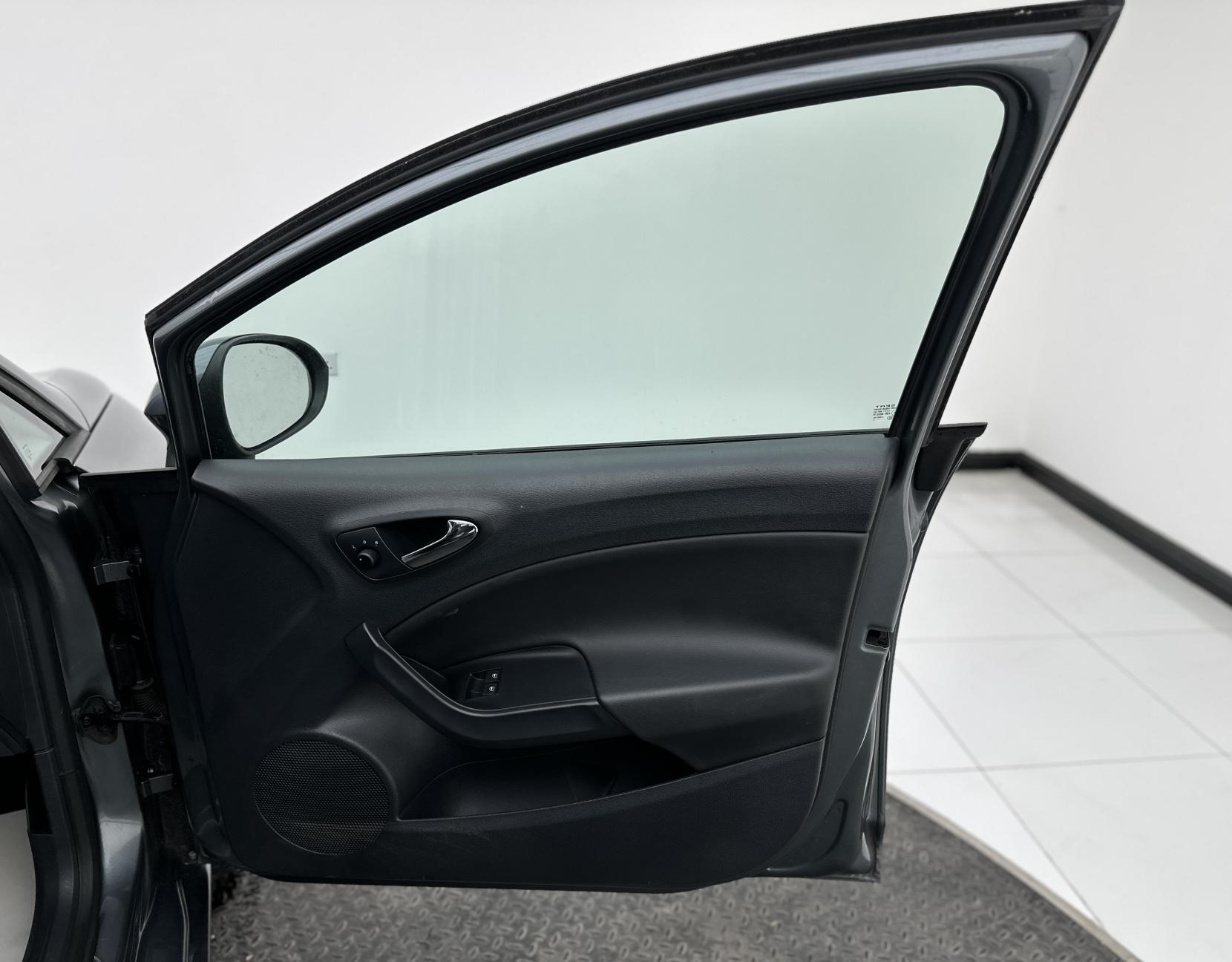 SEAT Ibiza 1.2 TSI I TECH Hatchback 5dr Petrol Manual Euro 5 (105 ps)