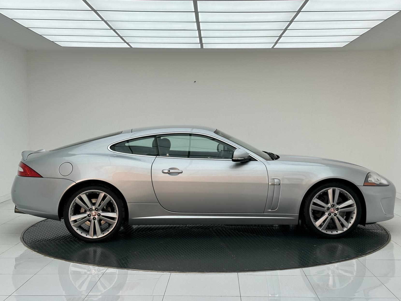 Jaguar XK 5.0 V8 Portfolio Coupe 2dr Petrol Auto Euro 5 (385 ps)