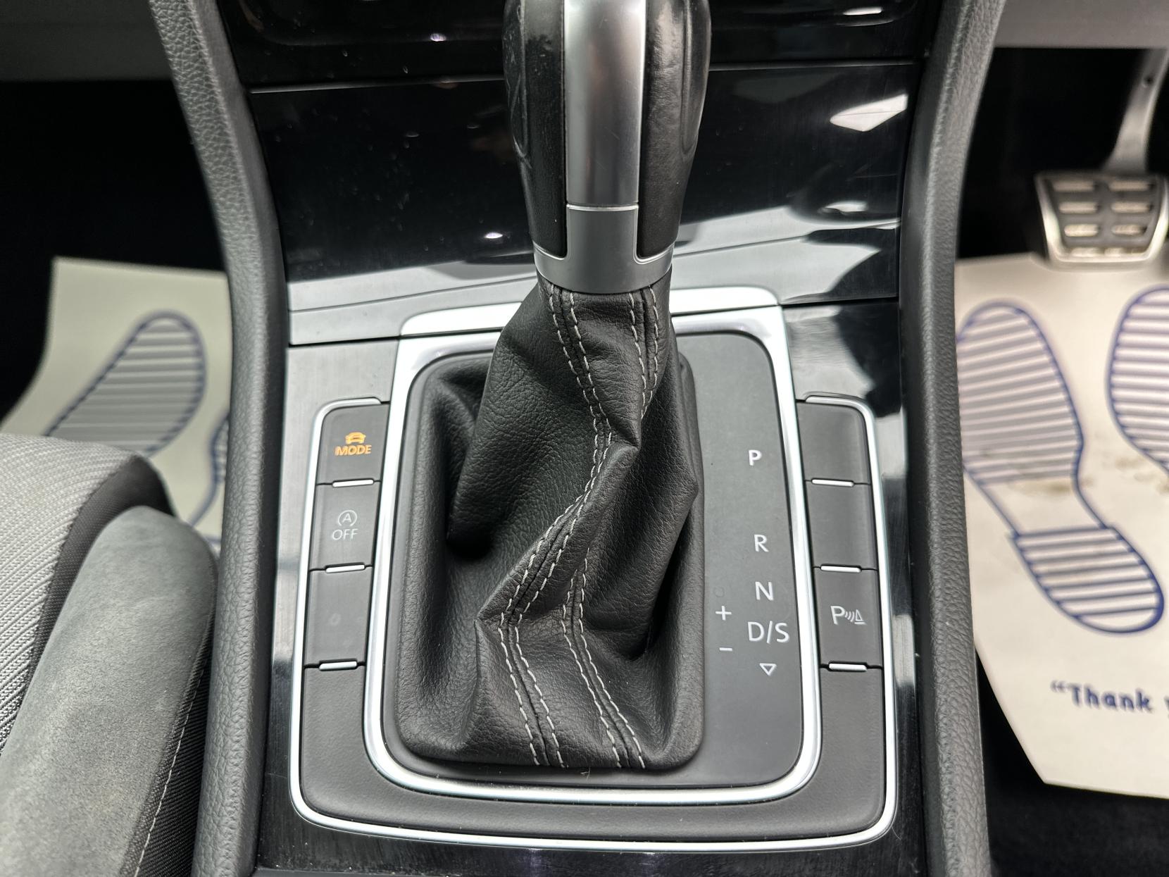 Volkswagen Golf 1.4 TSI BlueMotion Tech ACT R-Line Hatchback 5dr Petrol DSG Euro 6 (s/s) (150 ps)