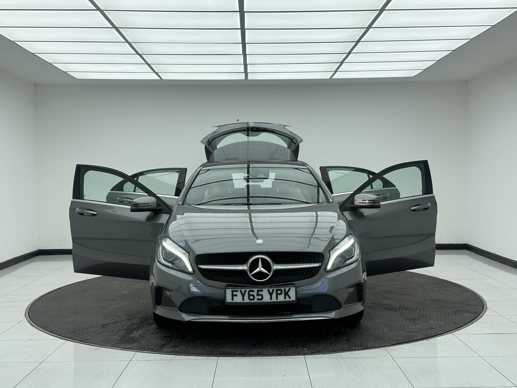 Mercedes-Benz A Class 1.5 A180d Sport (Premium Plus) Hatchback 5dr Diesel 7G-DCT Euro 6 (s/s) (109 ps)