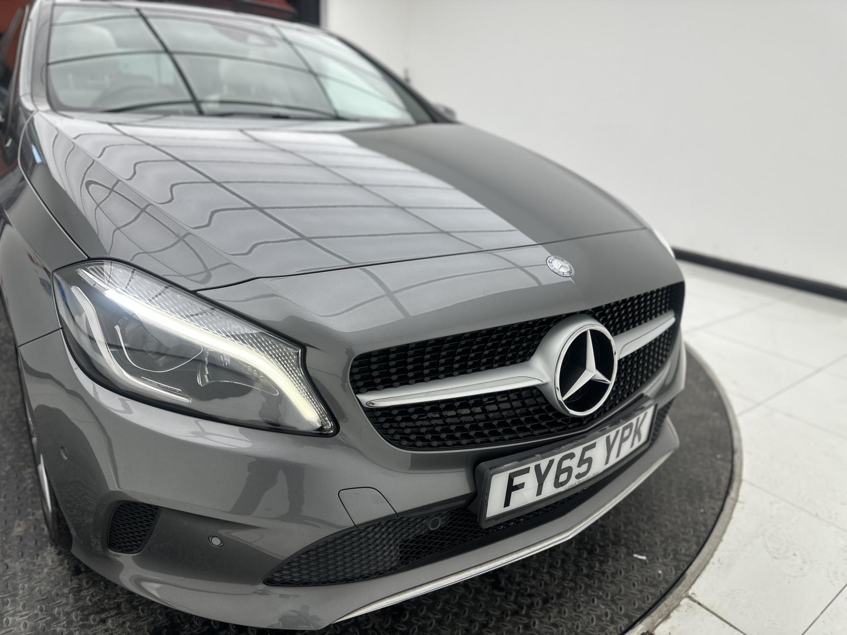 Mercedes-Benz A Class 1.5 A180d Sport (Premium Plus) Hatchback 5dr Diesel 7G-DCT Euro 6 (s/s) (109 ps)