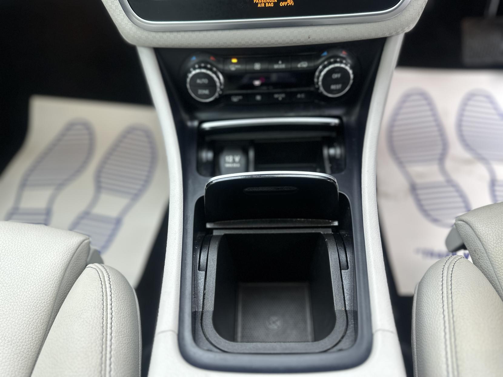 Mercedes-Benz A Class 1.5 A180d Sport (Premium Plus) Hatchback 5dr Diesel 7G-DCT Euro 6 (s/s) (109 ps)