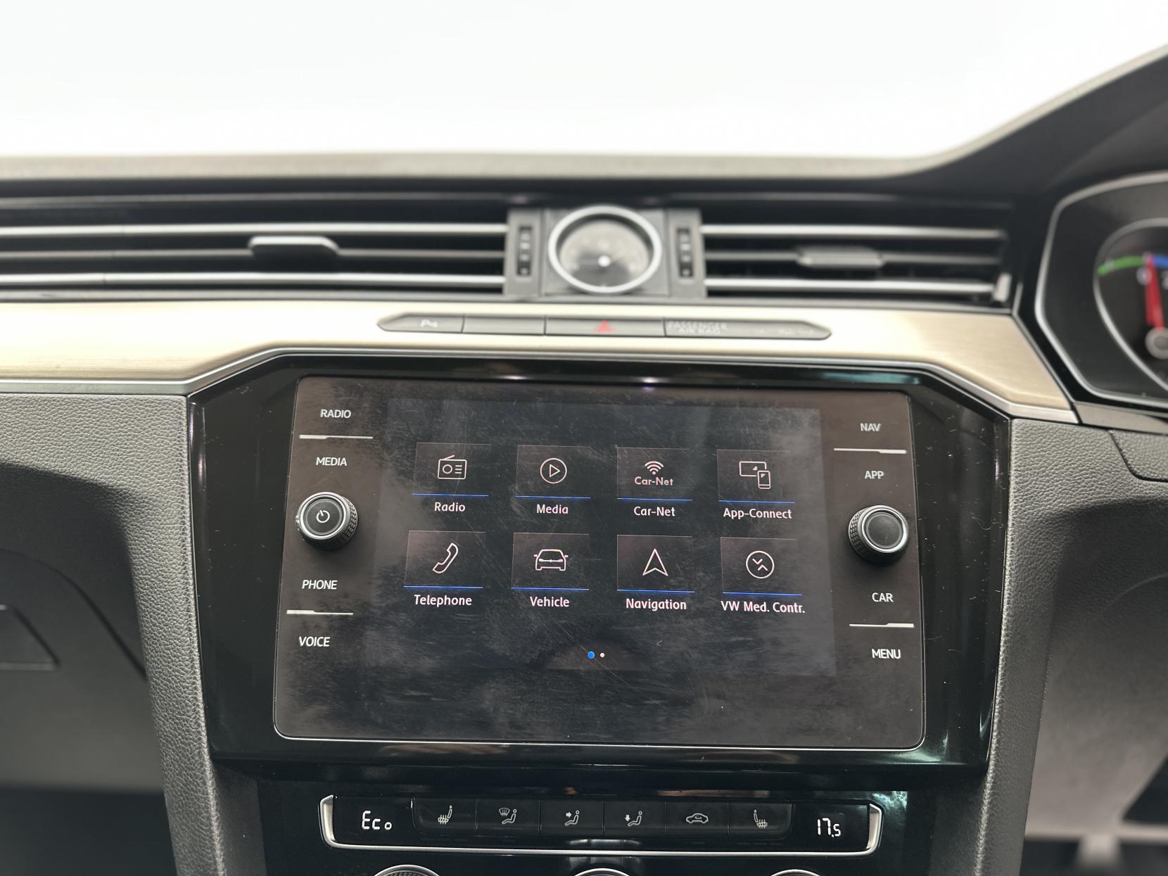 Volkswagen Passat 1.4 TSI GTE Estate 5dr Petrol Plug-in Hybrid DSG Euro 6 (s/s) (218 ps)