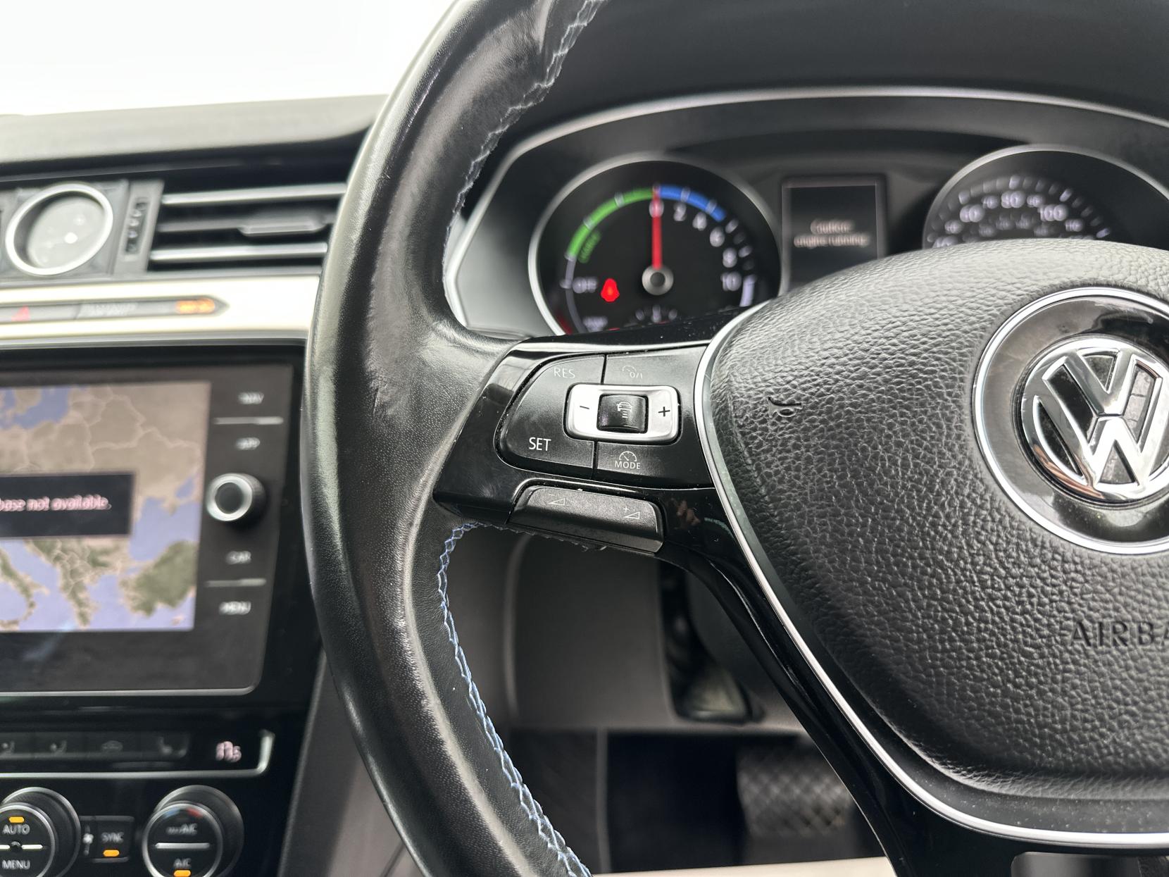 Volkswagen Passat 1.4 TSI GTE Estate 5dr Petrol Plug-in Hybrid DSG Euro 6 (s/s) (218 ps)