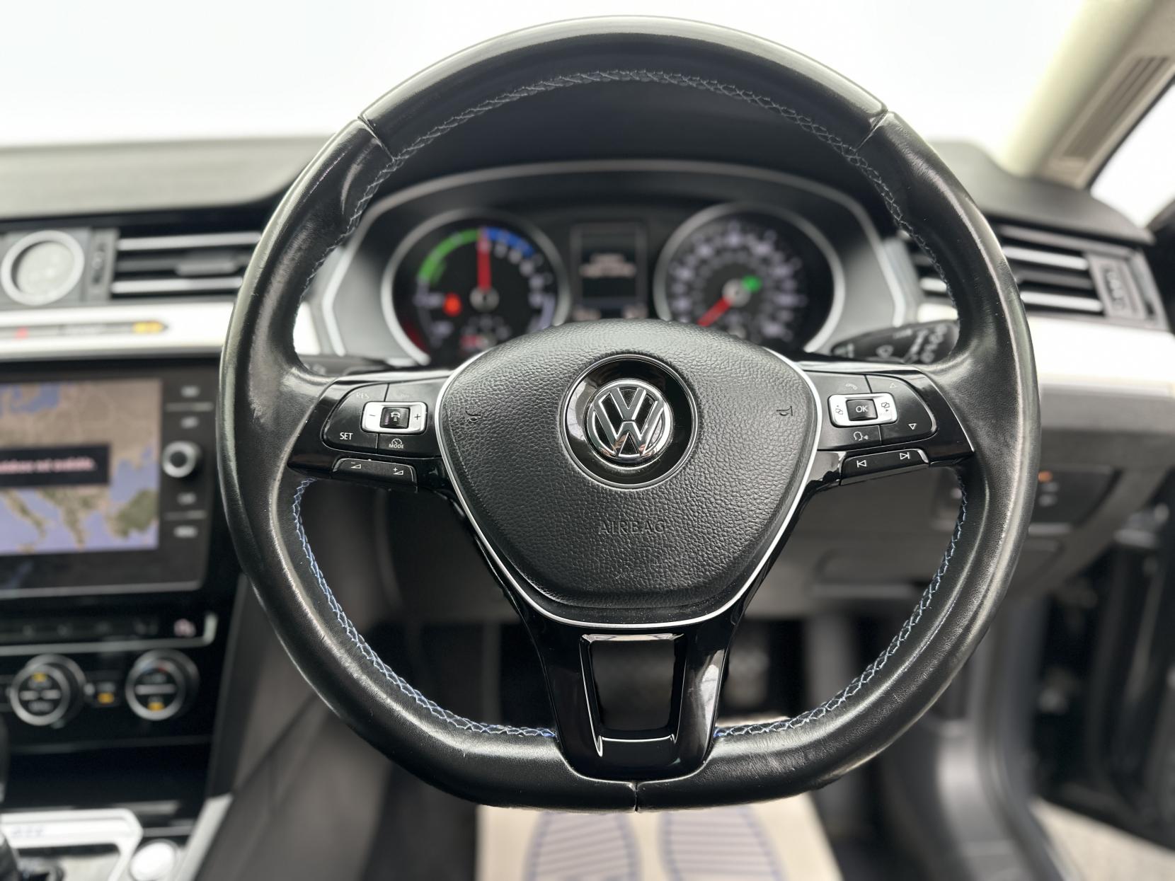 Volkswagen Passat 1.4 TSI GTE Estate 5dr Petrol Plug-in Hybrid DSG Euro 6 (s/s) (218 ps)