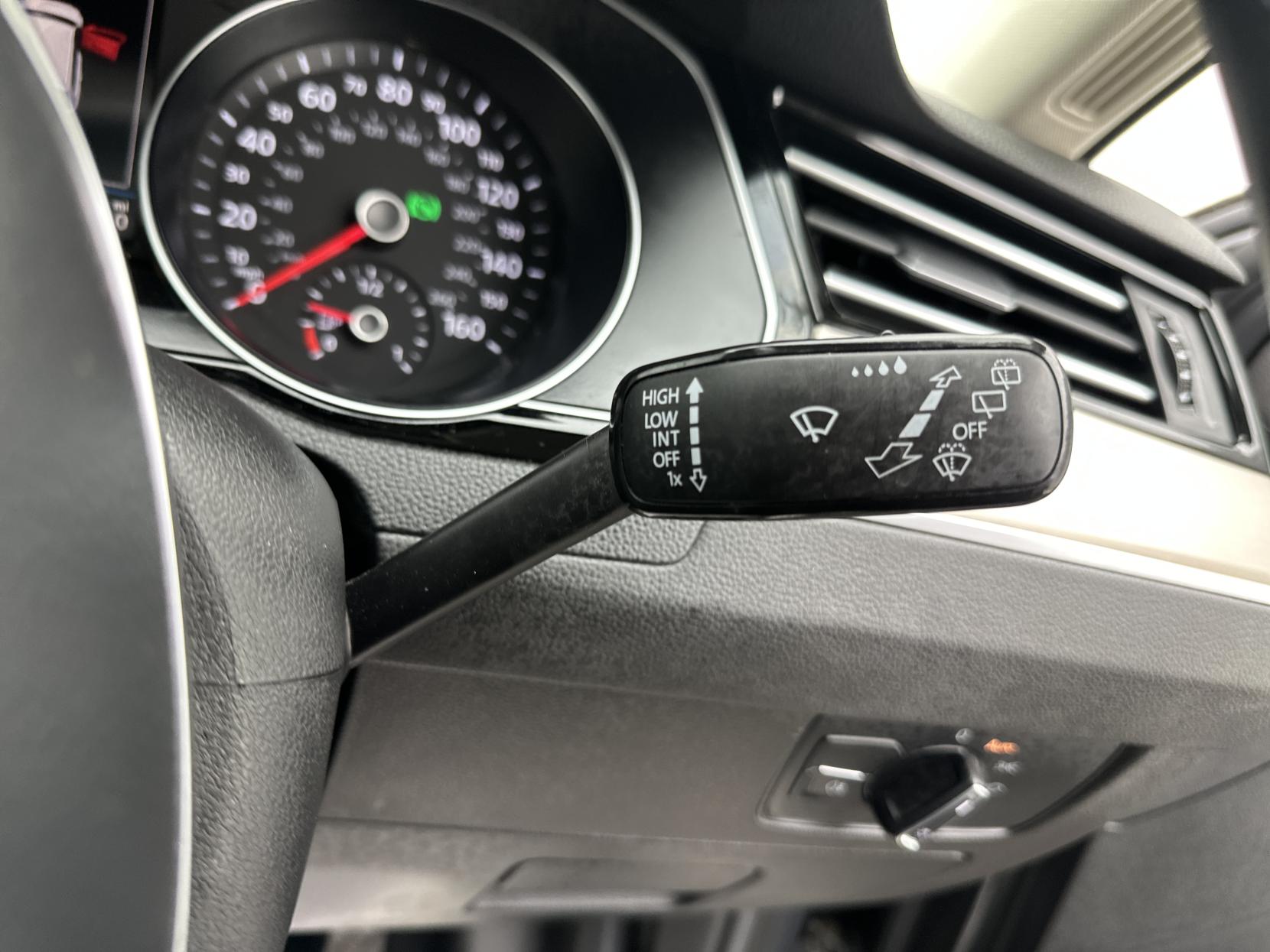 Volkswagen Passat 1.4 TSI GTE Estate 5dr Petrol Plug-in Hybrid DSG Euro 6 (s/s) (218 ps)