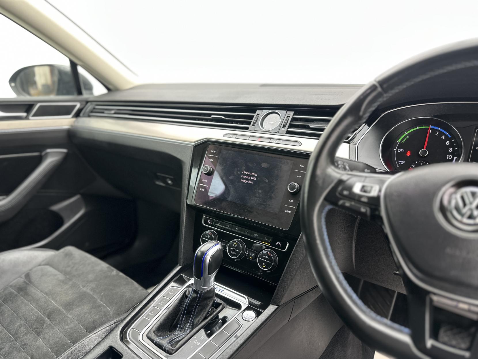 Volkswagen Passat 1.4 TSI GTE Estate 5dr Petrol Plug-in Hybrid DSG Euro 6 (s/s) (218 ps)