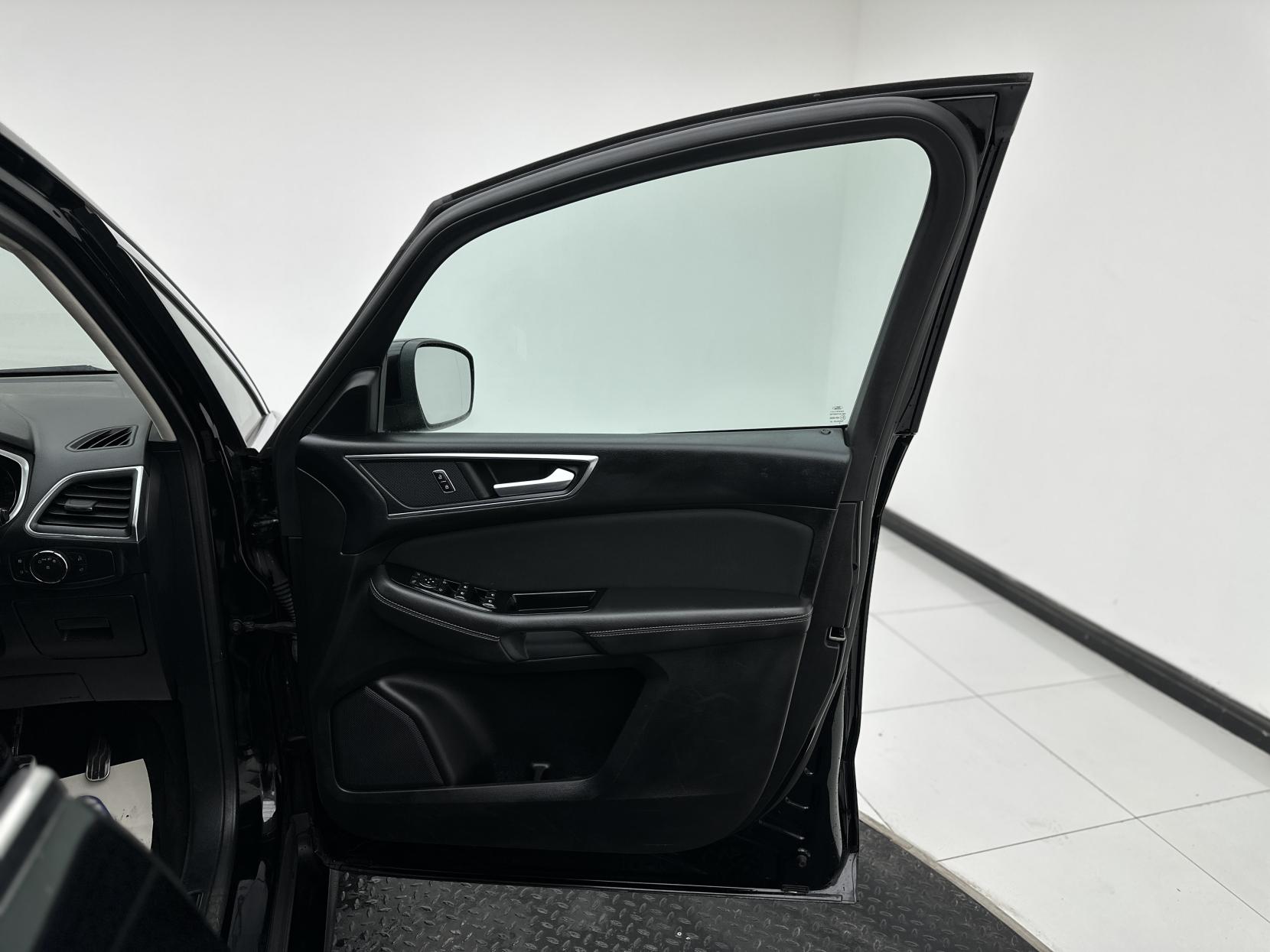 Ford S-Max 2.0 TDCi Titanium Sport MPV 5dr Diesel Powershift Euro 6 (s/s) (180 ps)