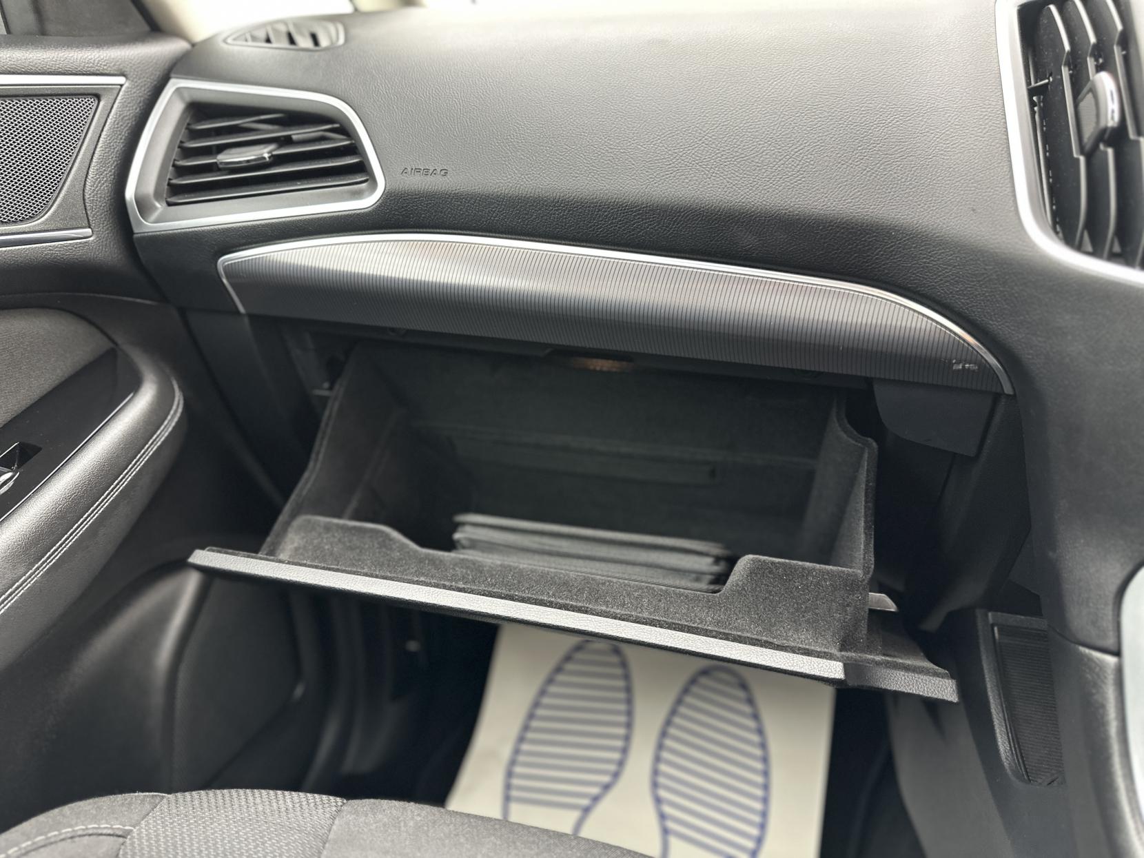 Ford S-Max 2.0 TDCi Titanium Sport MPV 5dr Diesel Powershift Euro 6 (s/s) (180 ps)