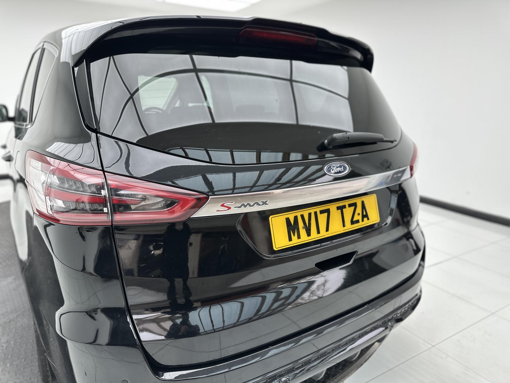 Ford S-Max 2.0 TDCi Titanium Sport MPV 5dr Diesel Powershift Euro 6 (s/s) (180 ps)