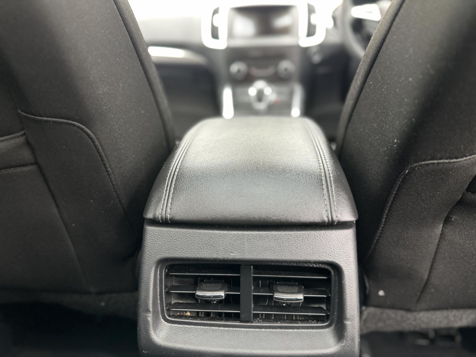 Ford S-Max 2.0 TDCi Titanium Sport MPV 5dr Diesel Powershift Euro 6 (s/s) (180 ps)