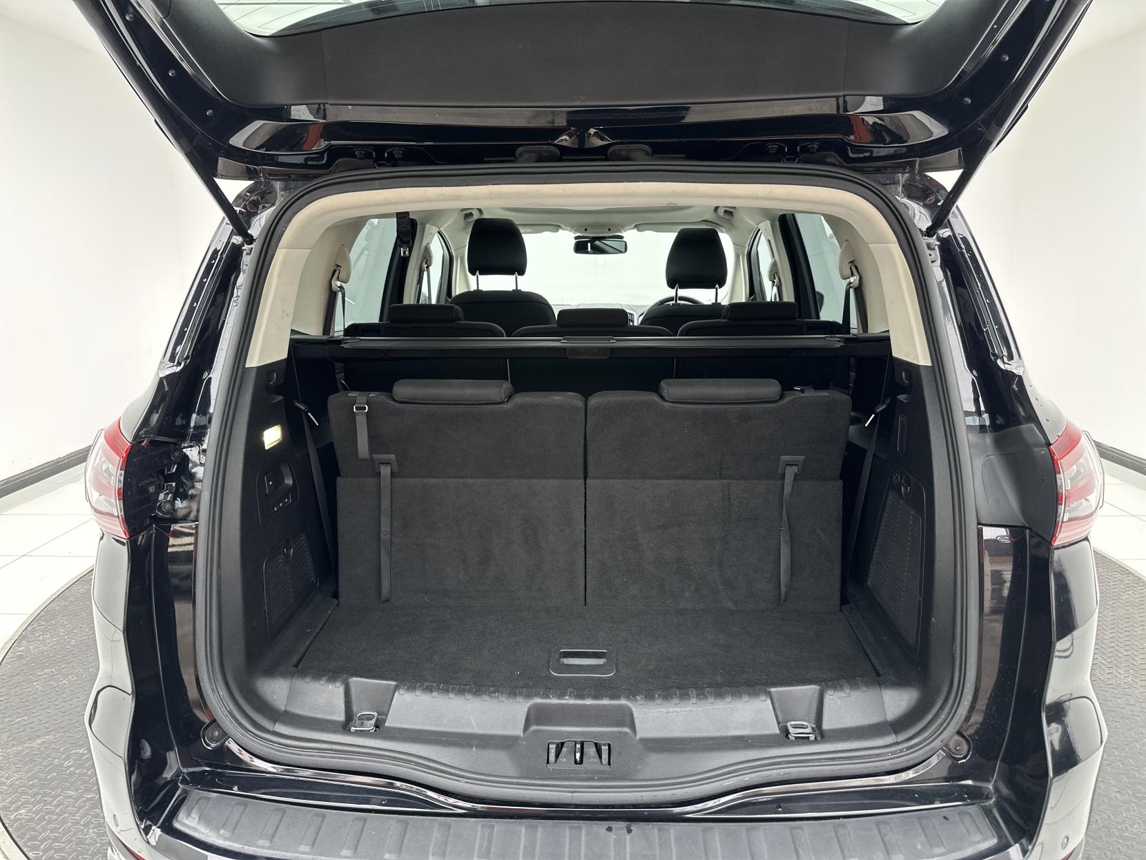 Ford S-Max 2.0 TDCi Titanium Sport MPV 5dr Diesel Powershift Euro 6 (s/s) (180 ps)