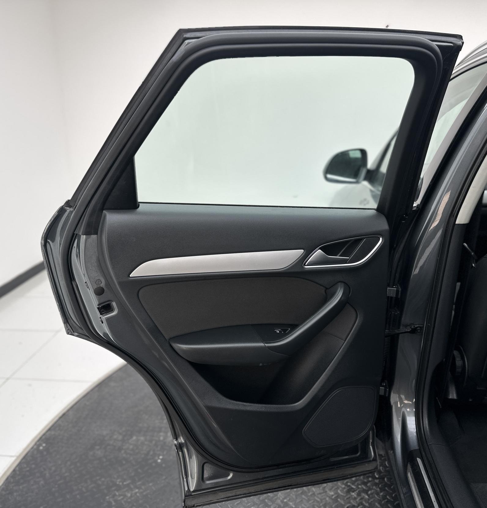 Audi Q3 1.4 TFSI CoD Sport SUV 5dr Petrol S Tronic Euro 6 (s/s) (150 ps)