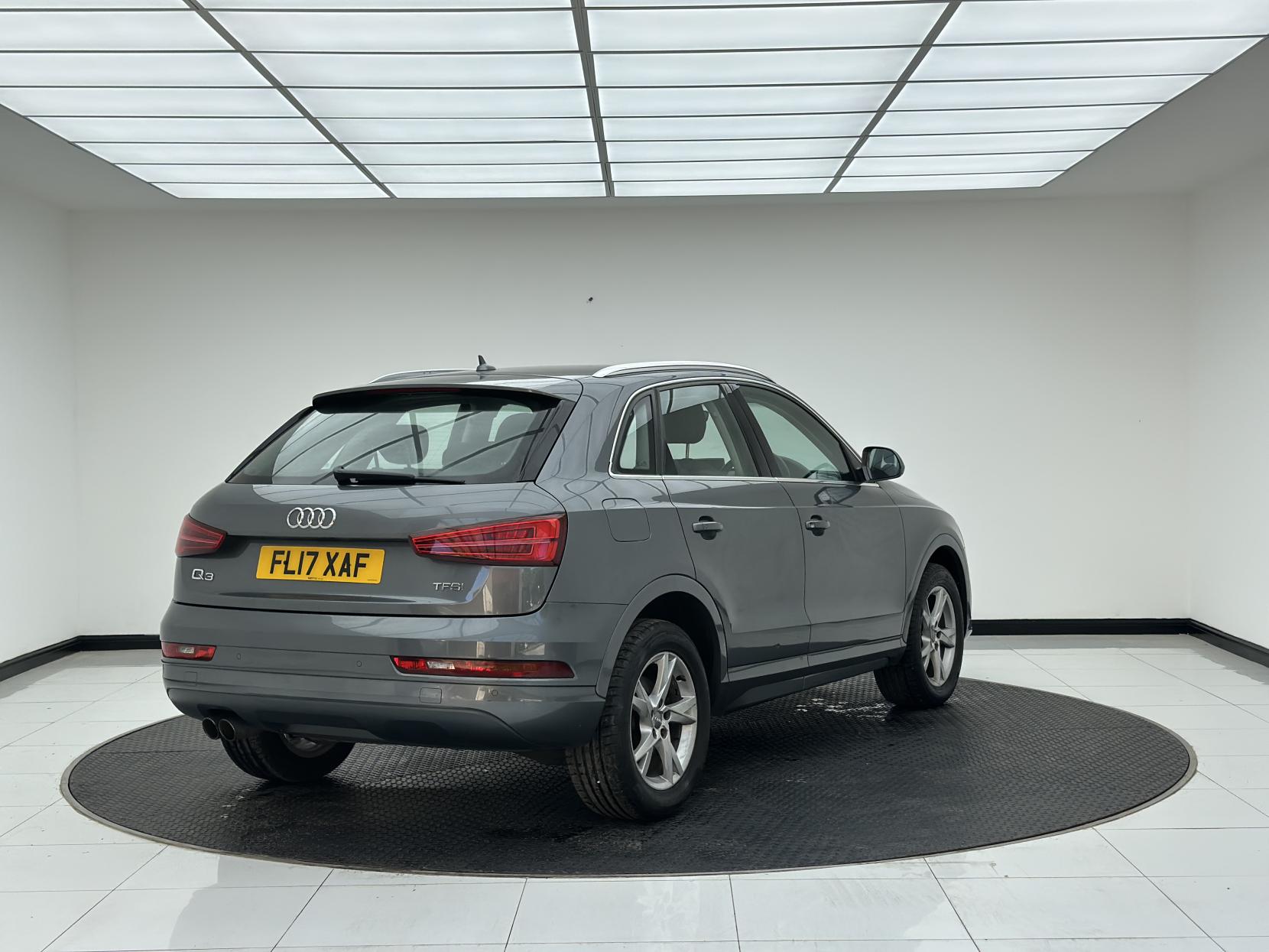 Audi Q3 1.4 TFSI CoD Sport SUV 5dr Petrol S Tronic Euro 6 (s/s) (150 ps)